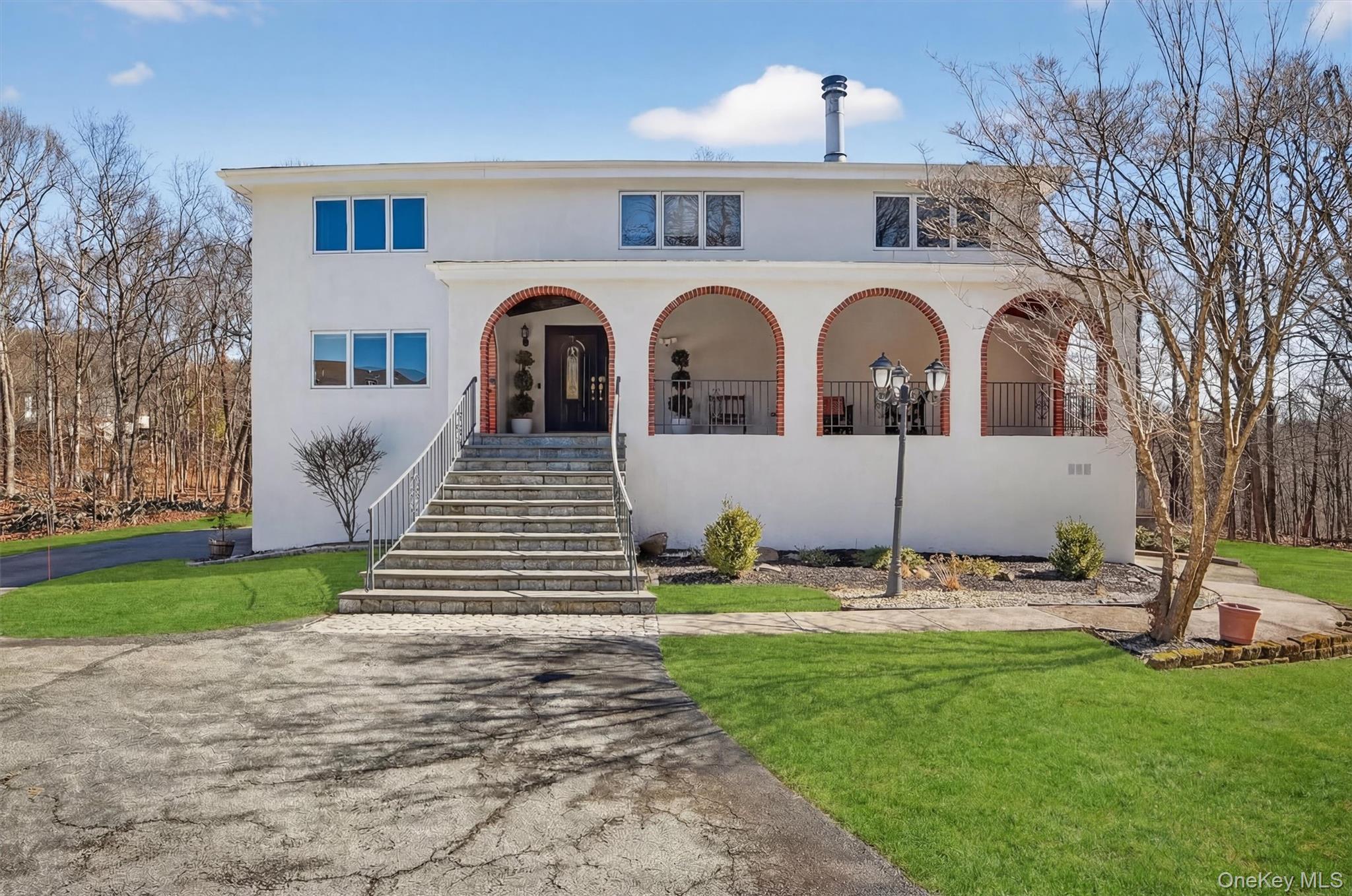 7 Fairgreen Court, Cortlandt Manor, NY 10567