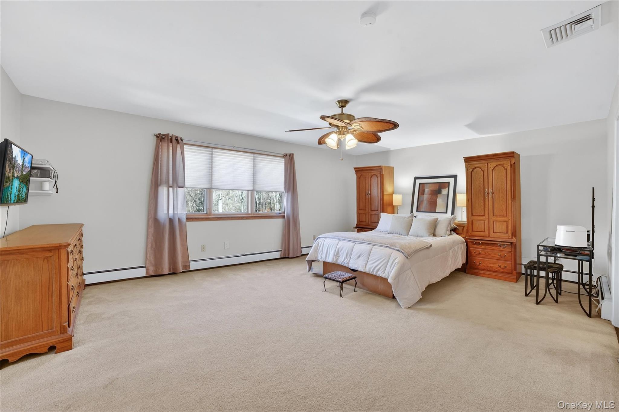 7 Fairgreen Court, Cortlandt Manor, NY 10567