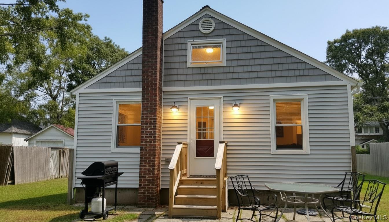 50 Furman Lane, Patchogue, NY 11772