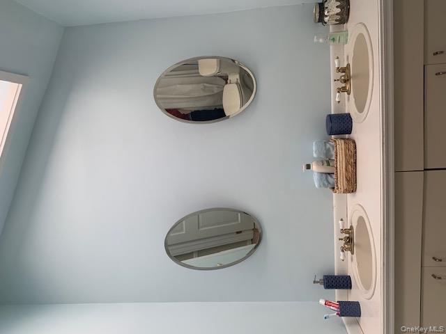 42 Towd Point Road, Southampton, NY 11968