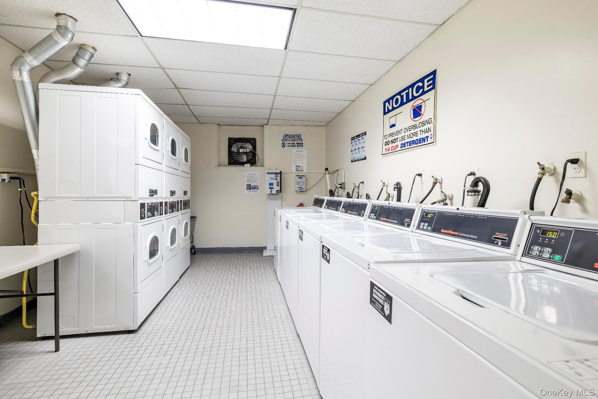 30 Daley Place # 136, Lynbrook, NY 11563