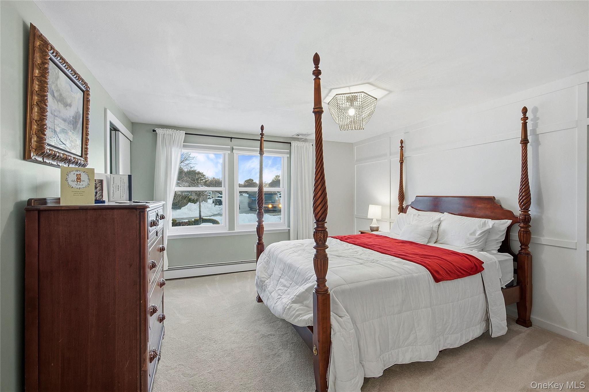 7 Woodbrook Drive, Ridge, NY 11961