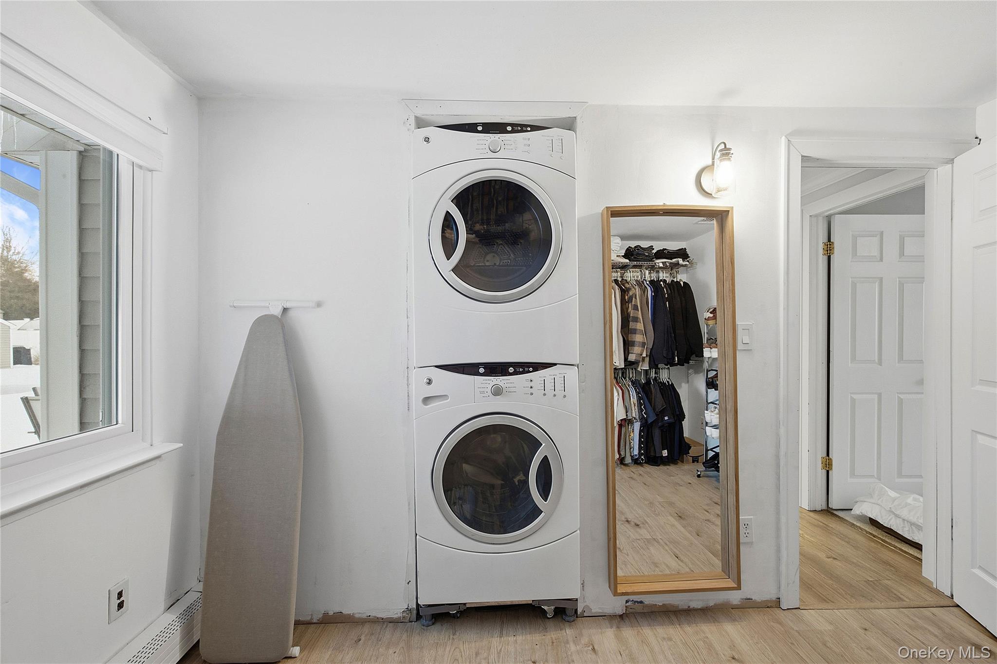 7 Woodbrook Drive, Ridge, NY 11961