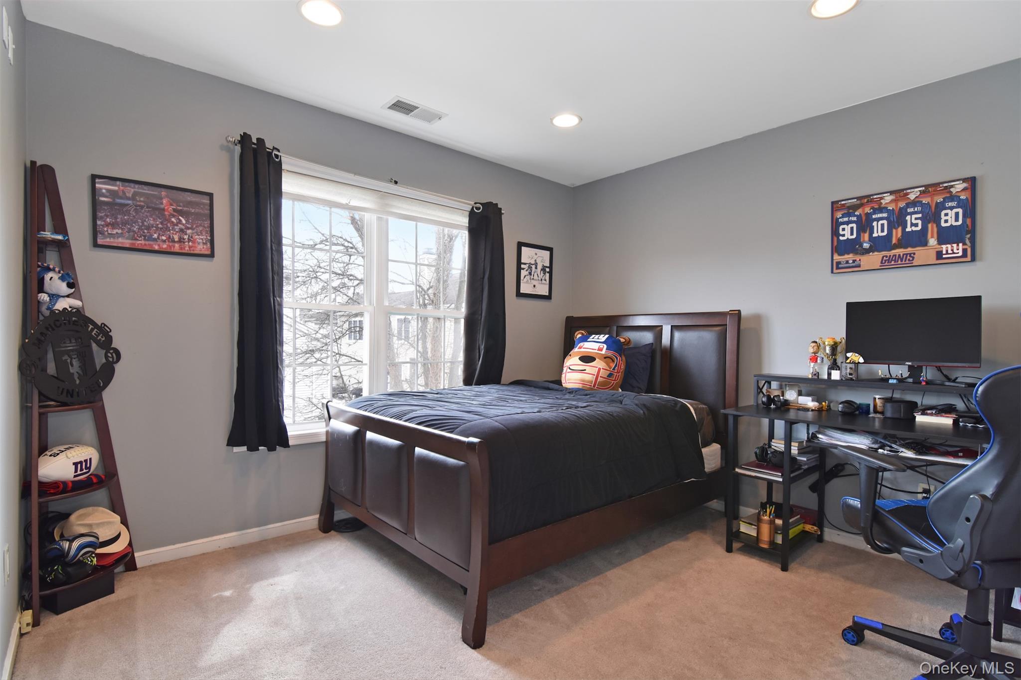 143 Classic Court, White Plains, NY 10603