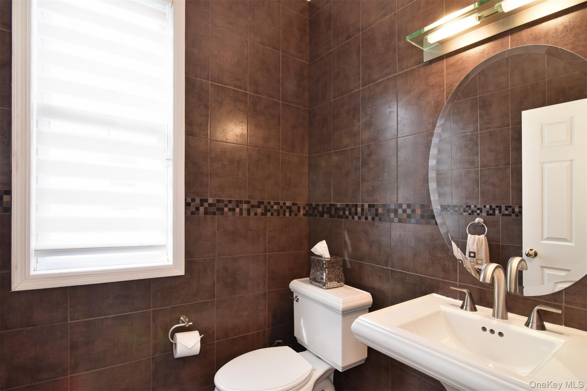 143 Classic Court, White Plains, NY 10603