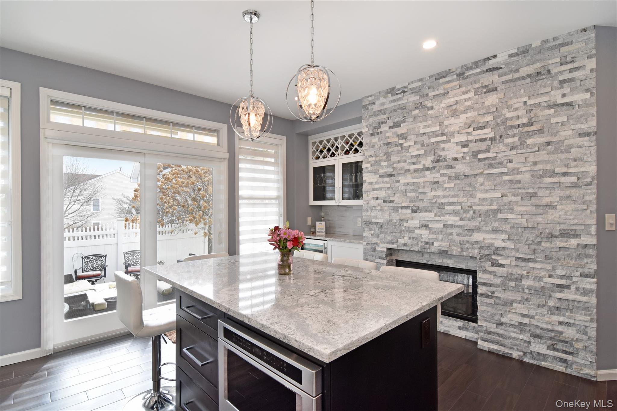 143 Classic Court, White Plains, NY 10603