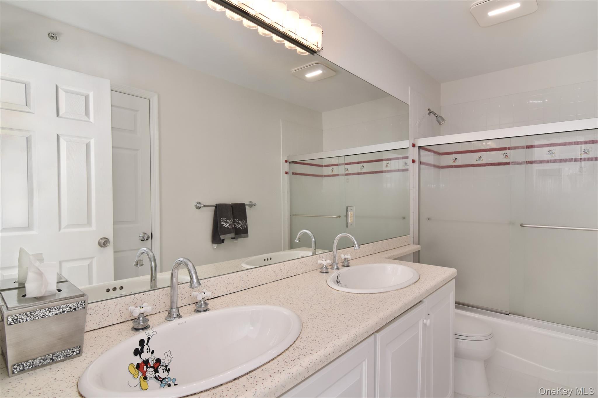 143 Classic Court, White Plains, NY 10603