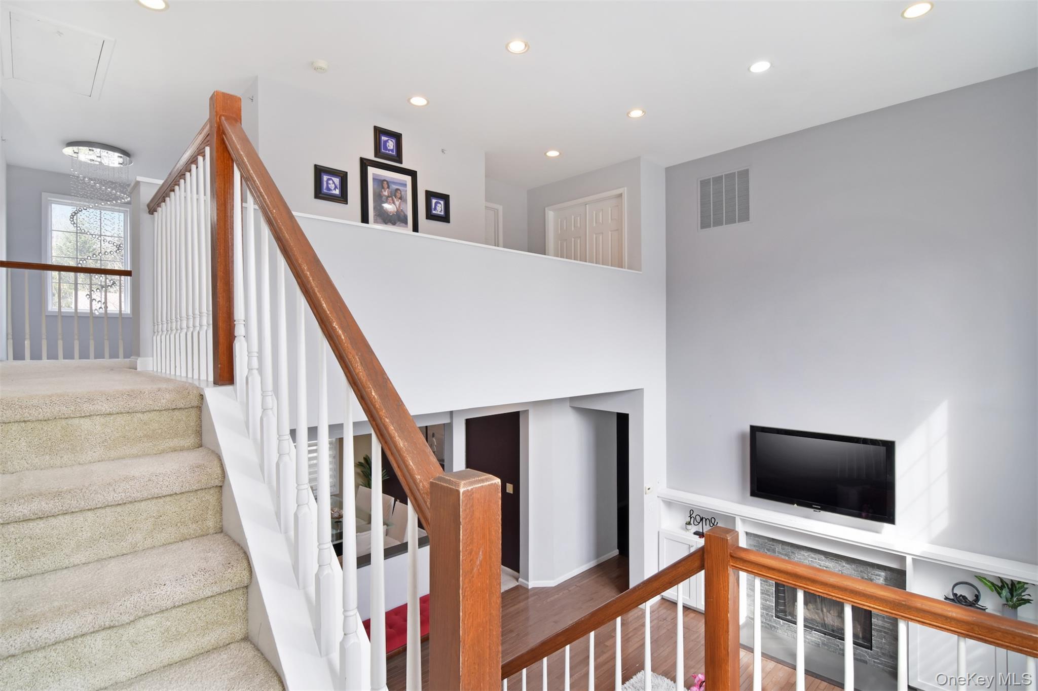 143 Classic Court, White Plains, NY 10603