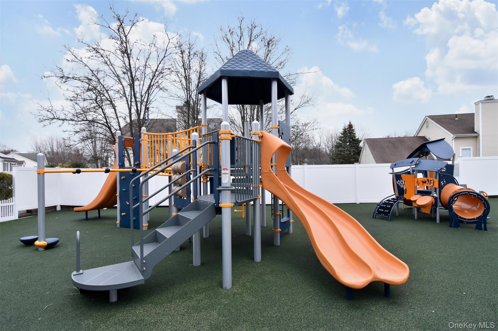 143 Classic Court, White Plains, NY 10603