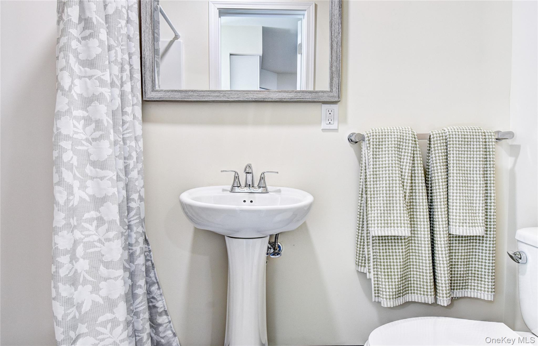 15 MOKA Place, Saugerties, NY 12477