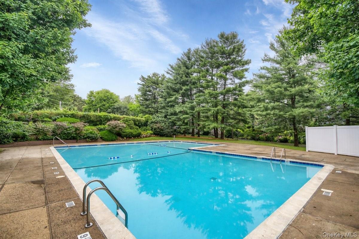 1 Fieldstone Drive # 77, Hartsdale, NY 10530