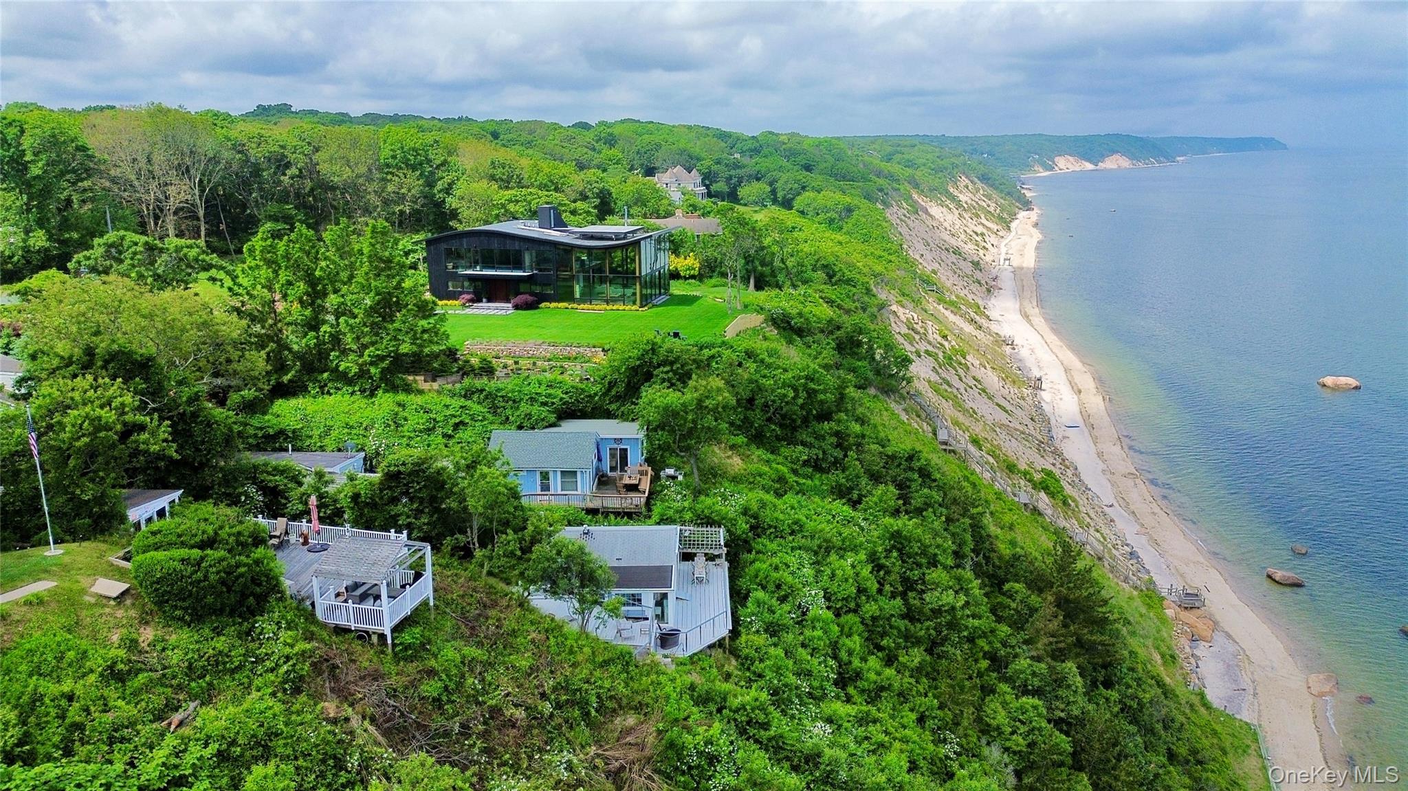 58 Hillcrest Drive, Baiting Hollow, NY 11933