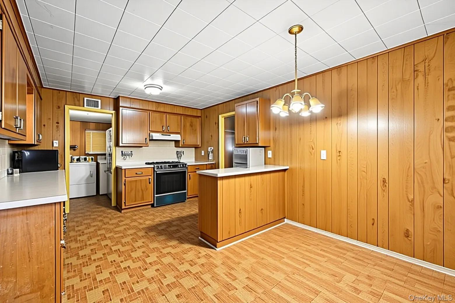 3259 Union Boulevard, East Islip, NY 11730