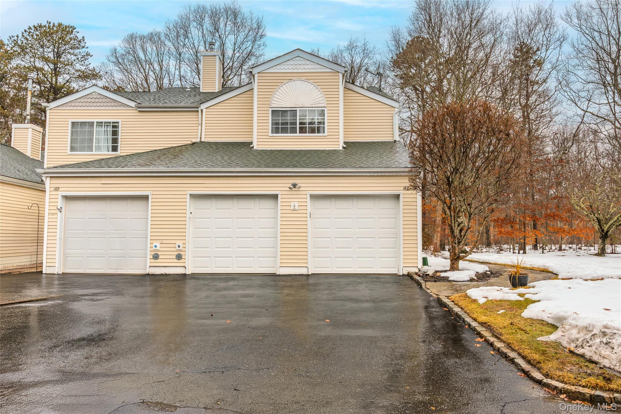 168 Gothic Circle, Manorville, NY 11949