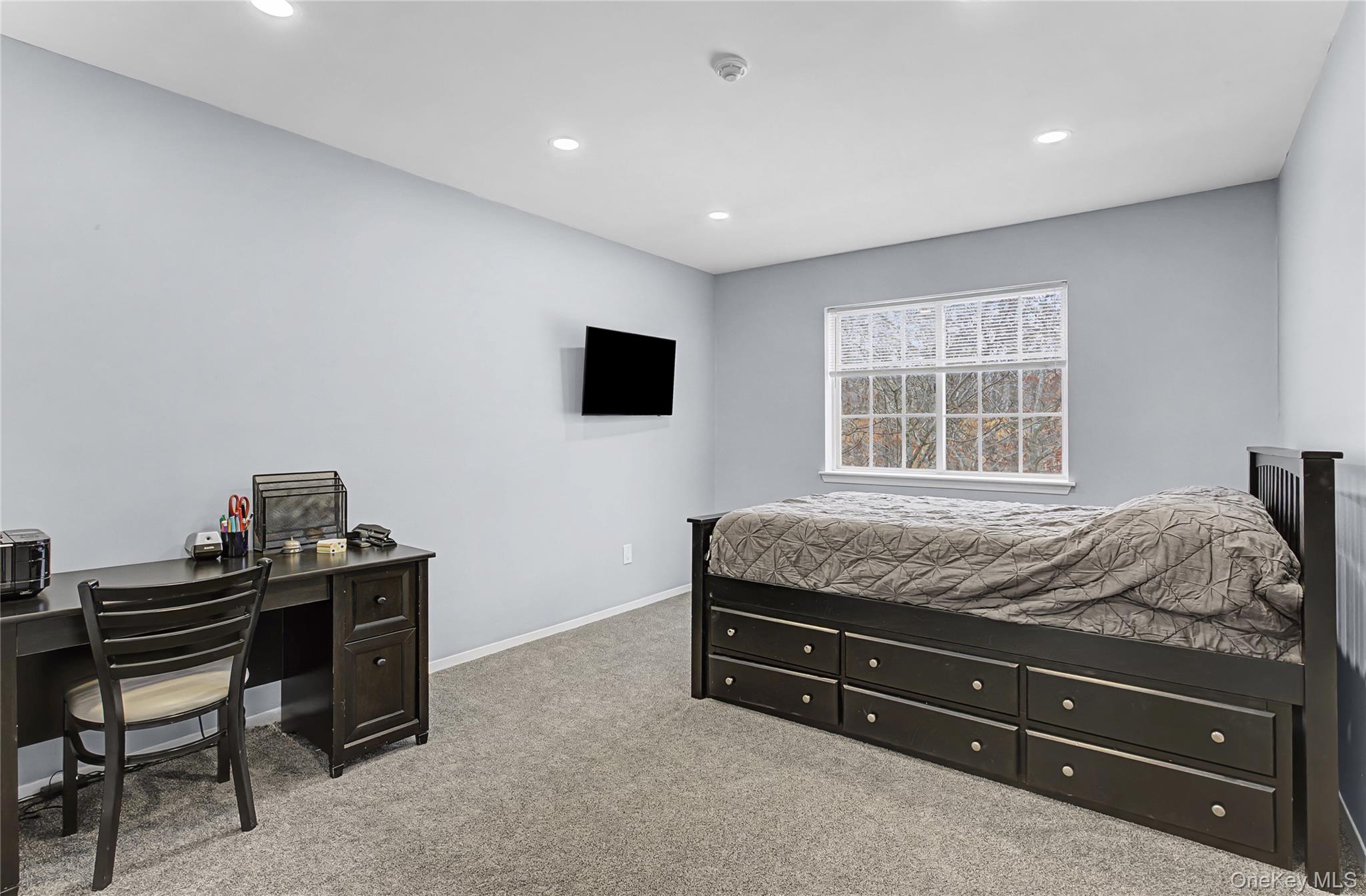 168 Gothic Circle, Manorville, NY 11949