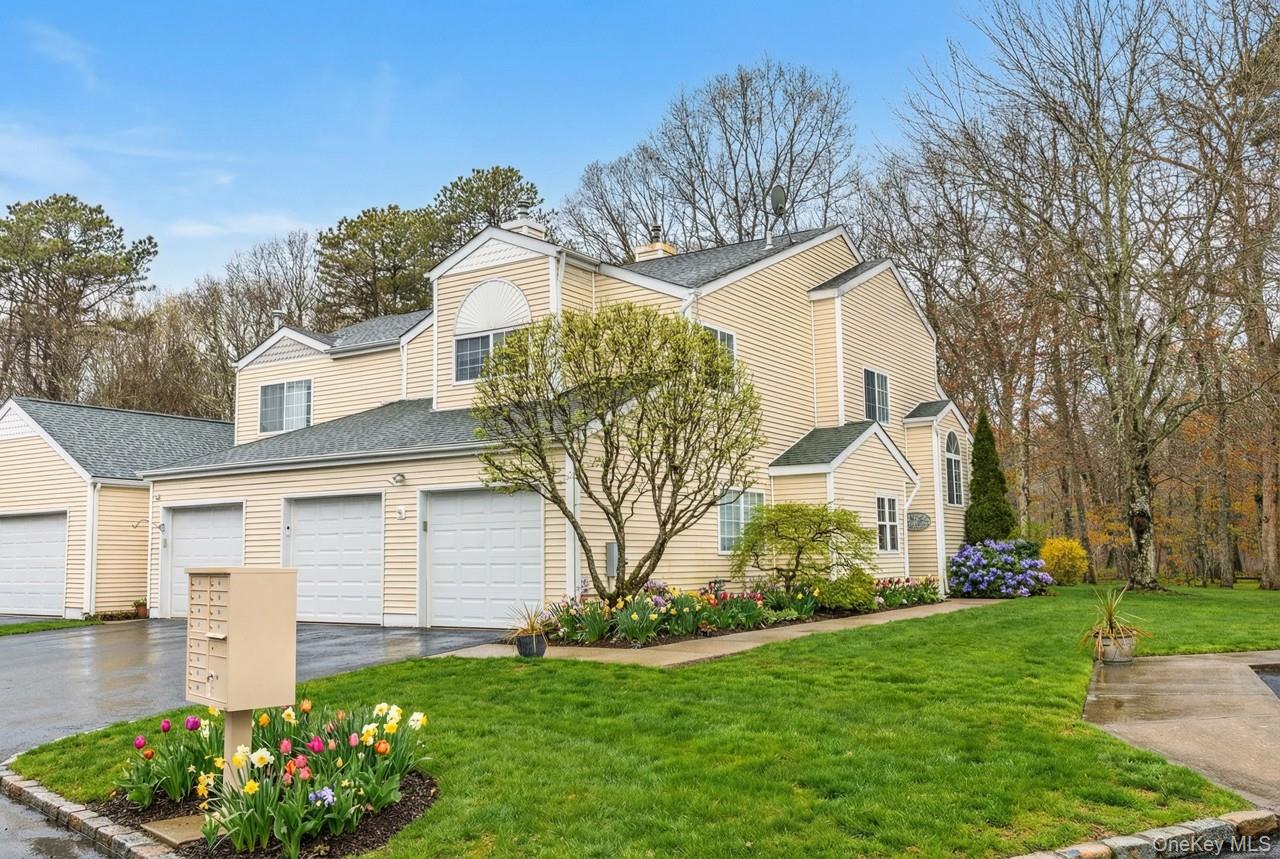 168 Gothic Circle, Manorville, NY 11949