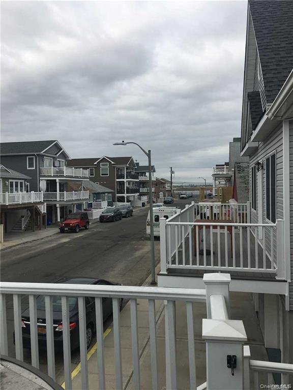 86 Minnesota Avenue # Upper, Long Beach, NY 11561