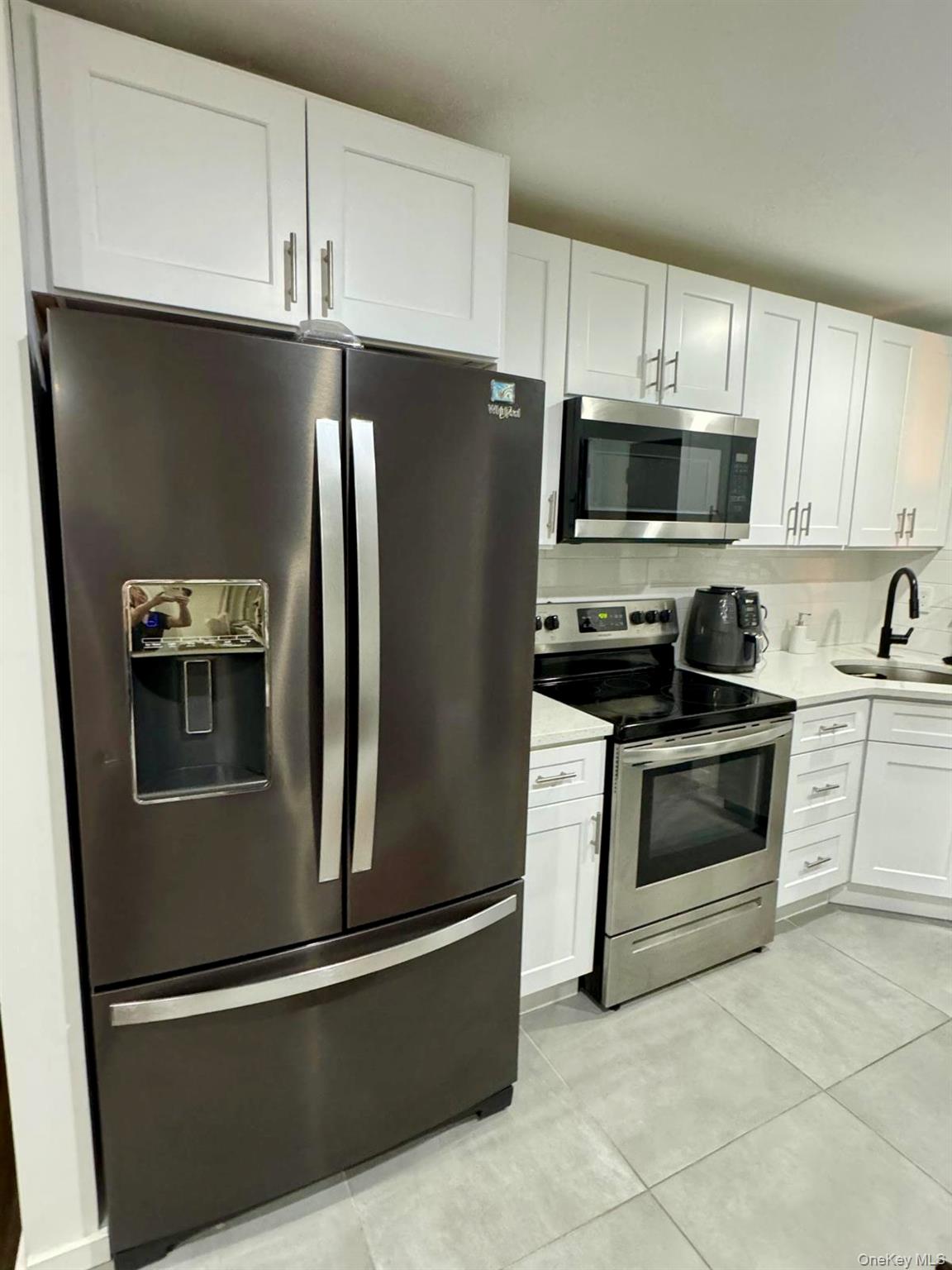 160 Pacific Street, Copiague, NY 11726