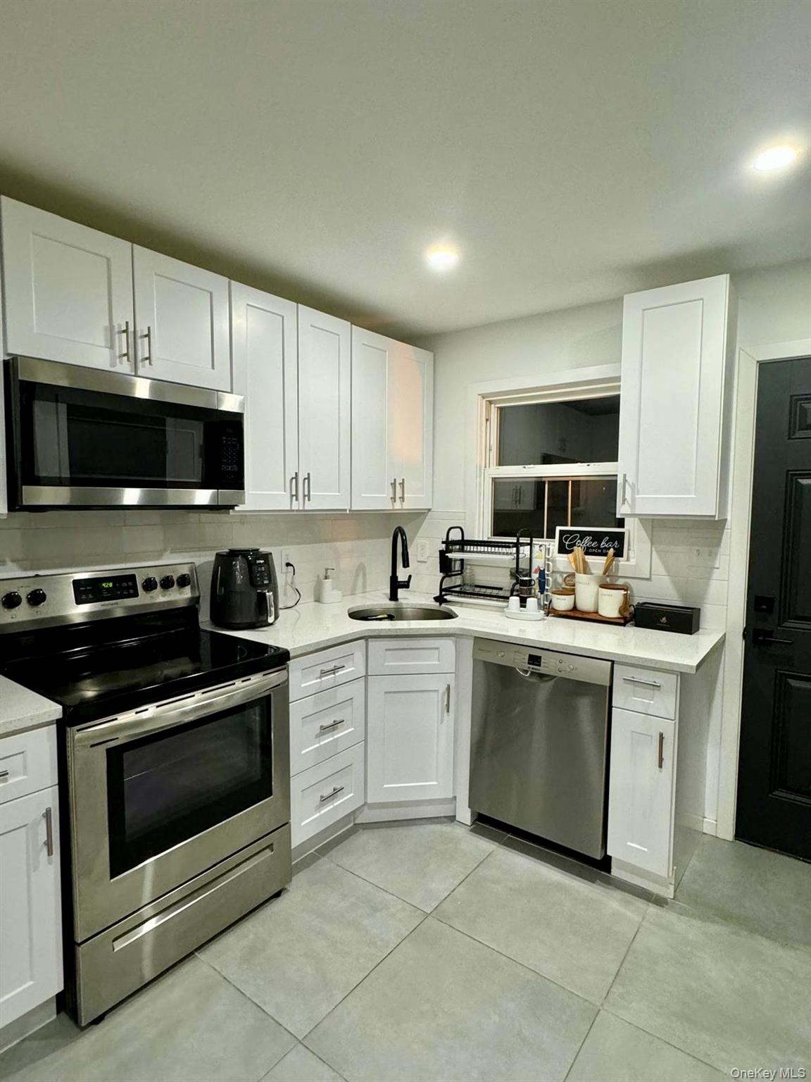 160 Pacific Street, Copiague, NY 11726