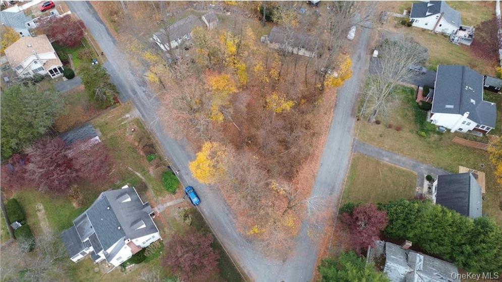 14 Hawthorne Road, Carmel, NY 10512