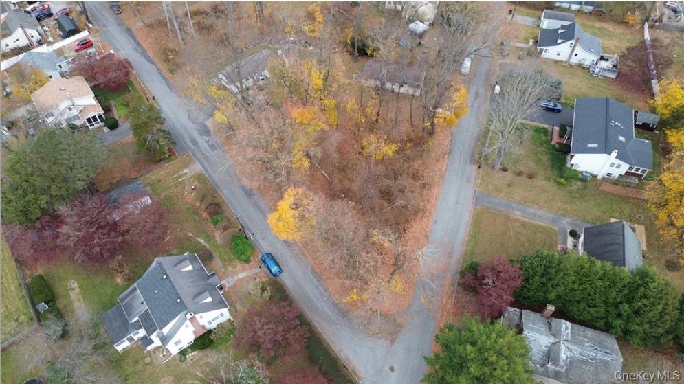 14 Hawthorne Road, Carmel, NY 10512