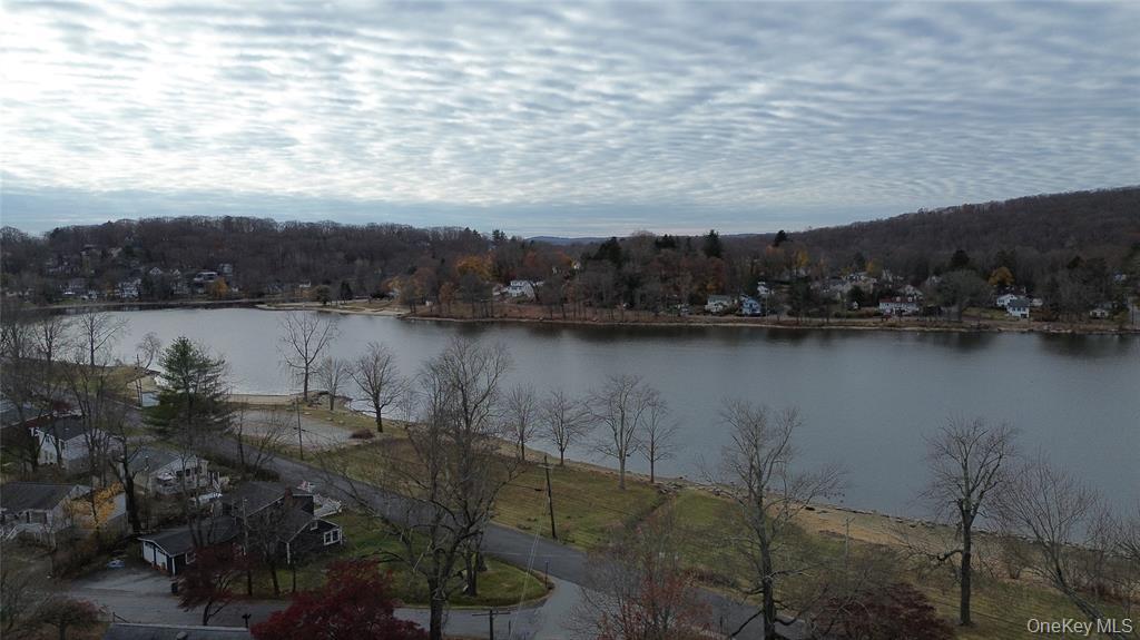 14 Hawthorne Road, Carmel, NY 10512