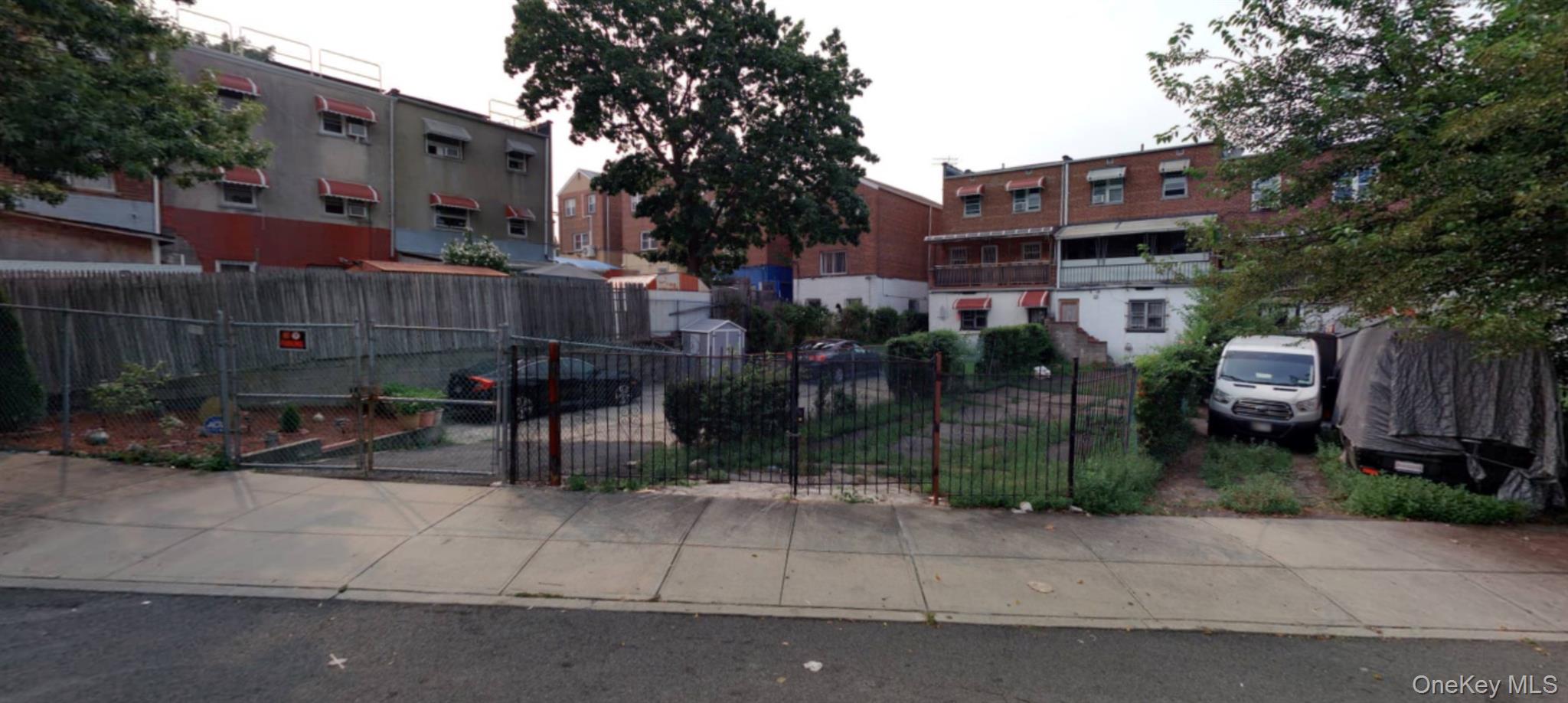 Sexton Place, Bronx, NY 10469