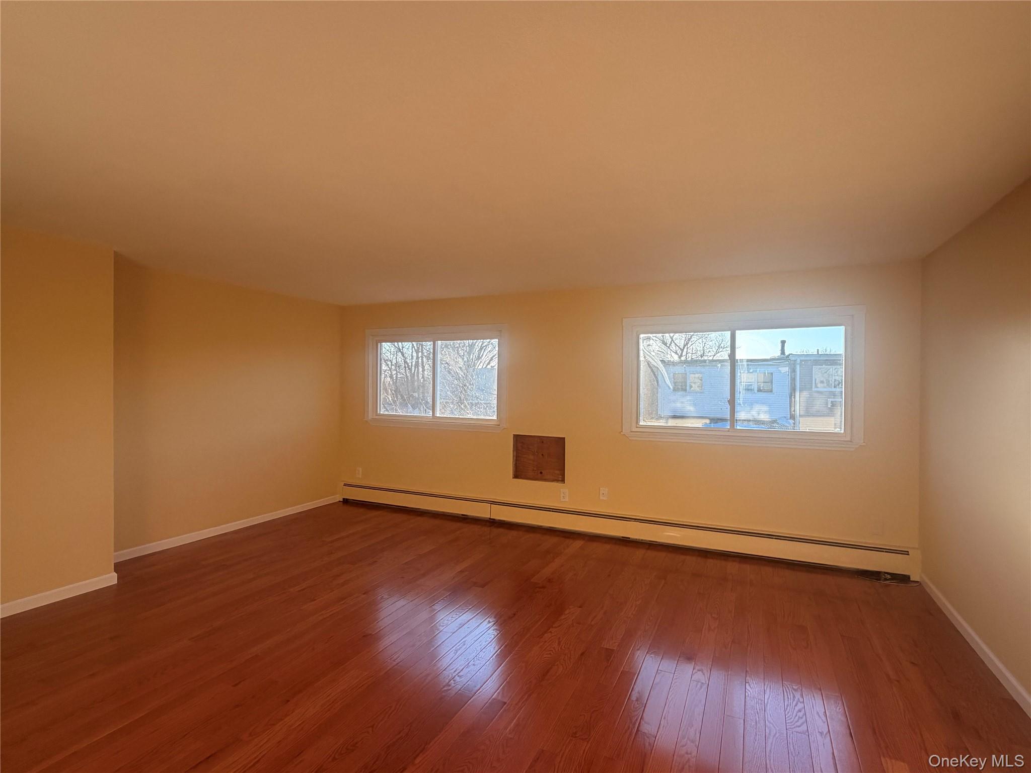 72 Greenway Terrace, Middletown, NY 10941