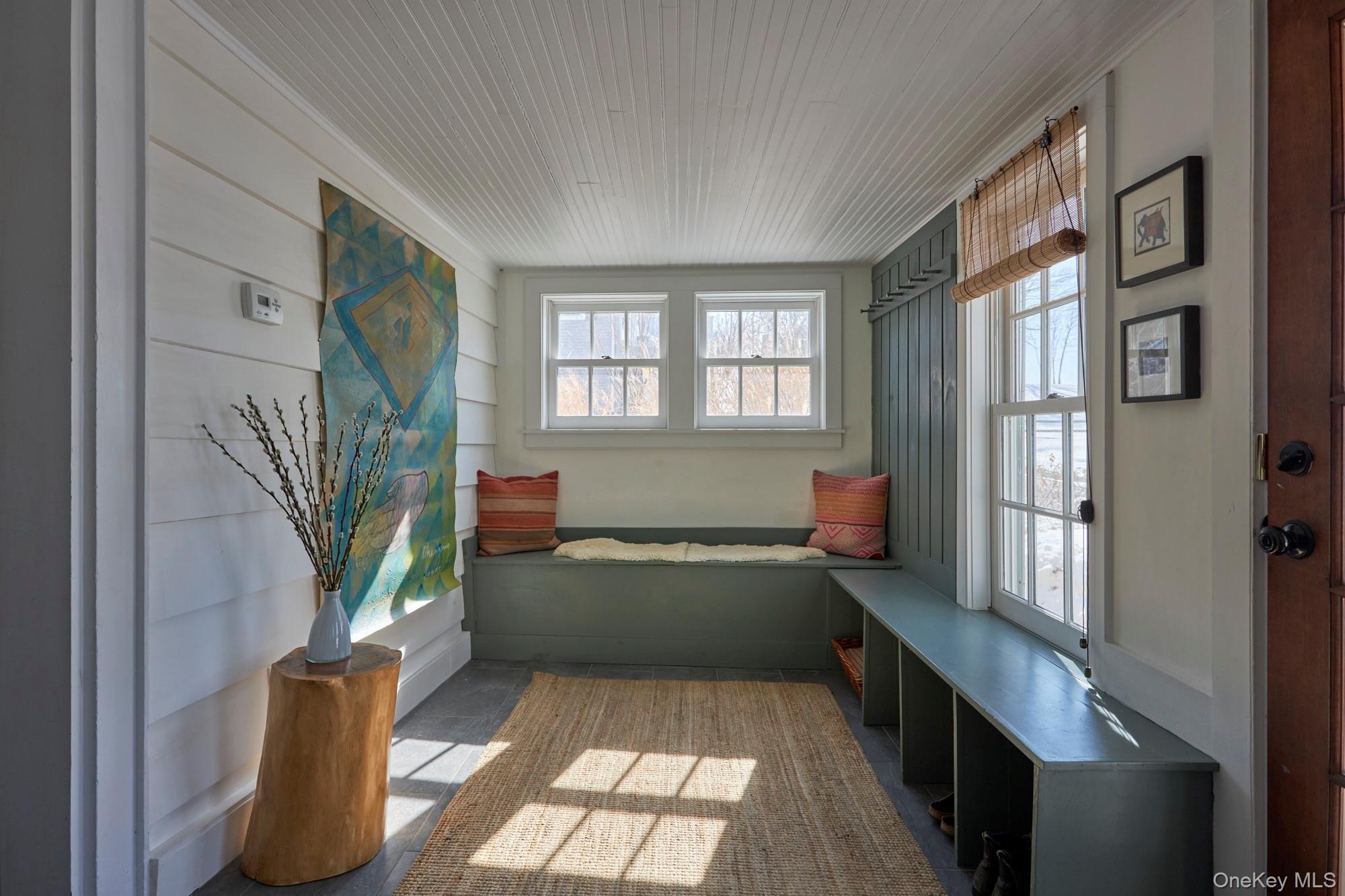 41 Grinnell Street, Rhinecliff, NY 12574