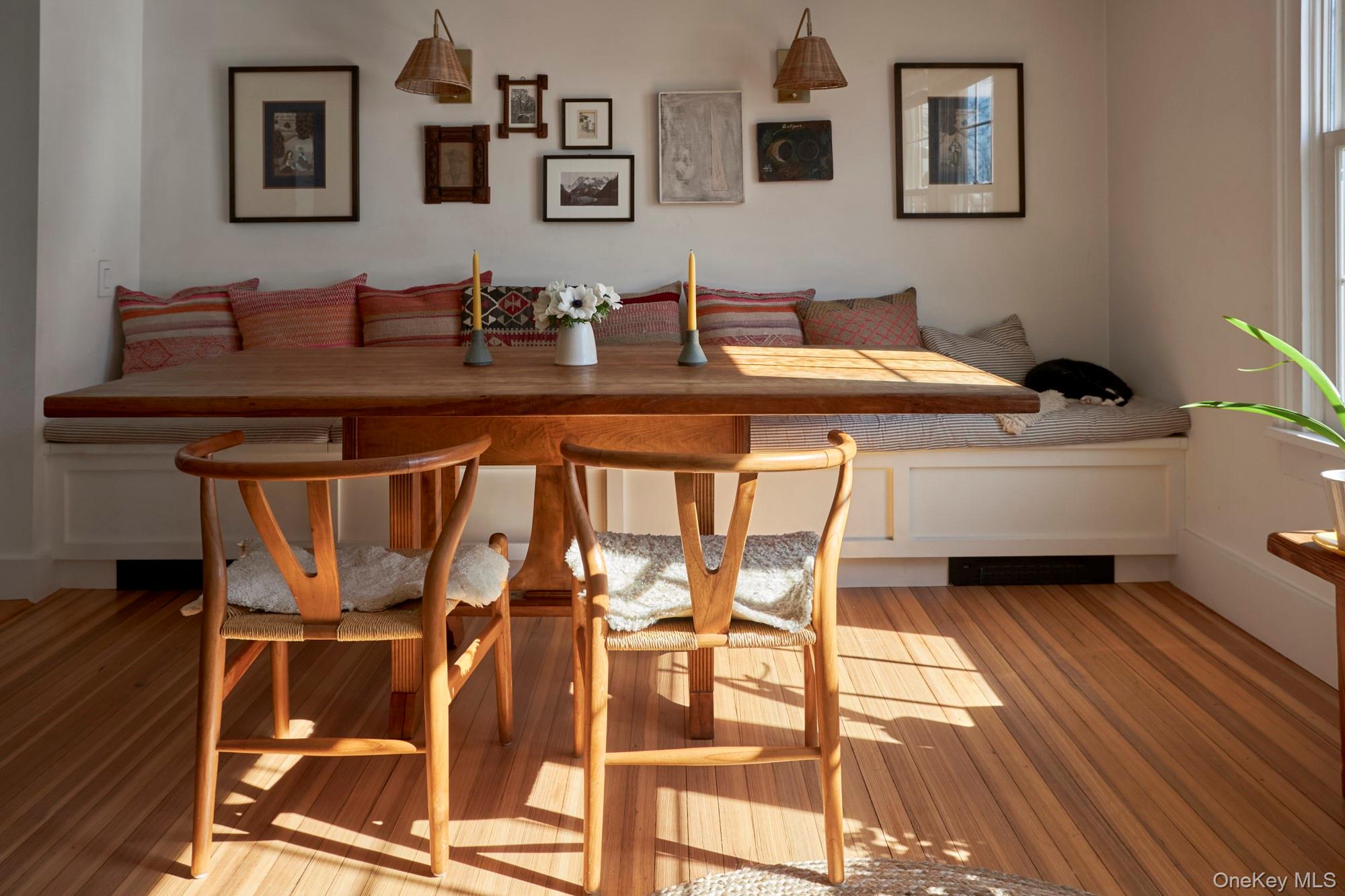 41 Grinnell Street, Rhinecliff, NY 12574