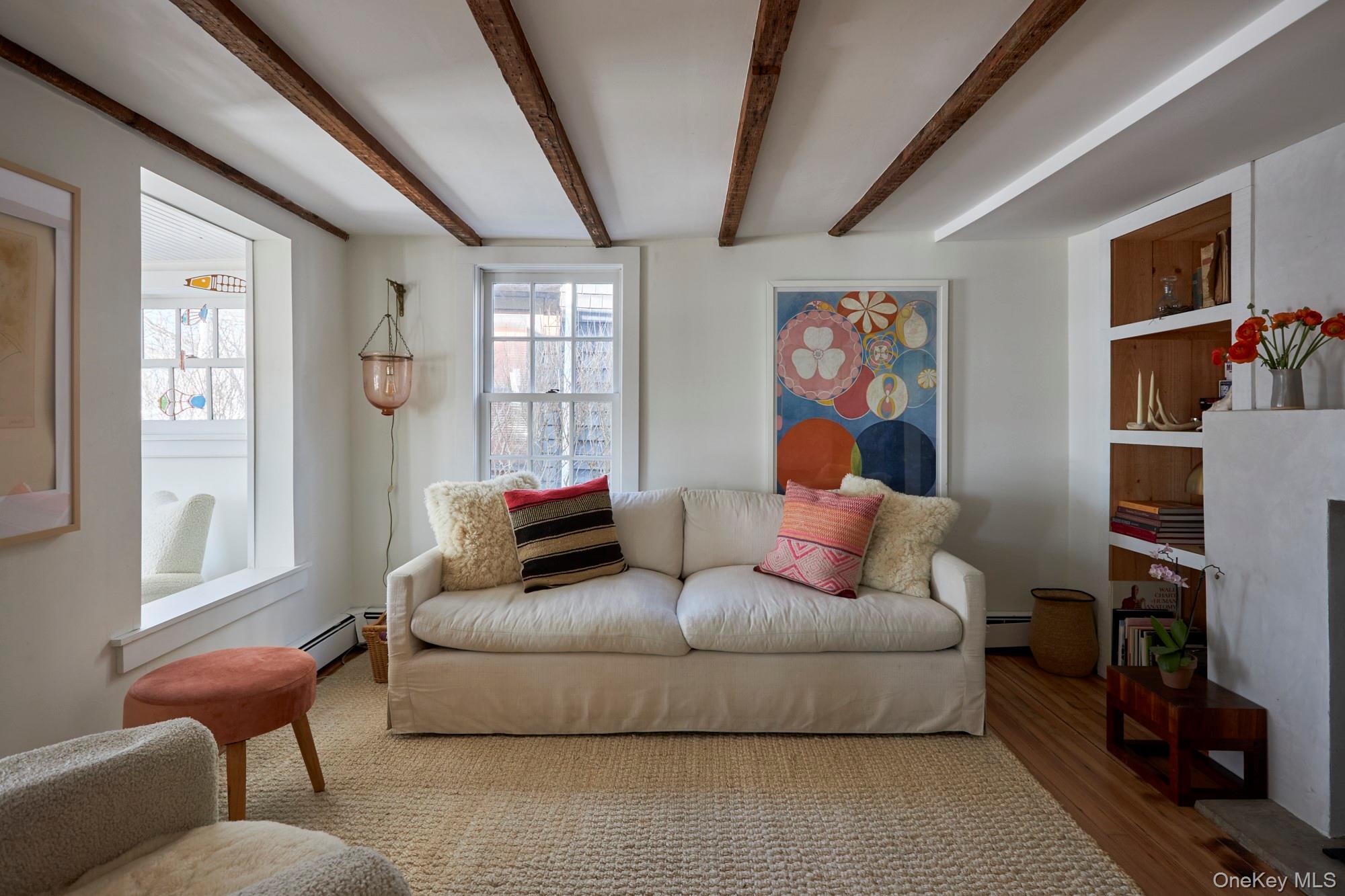 41 Grinnell Street, Rhinecliff, NY 12574