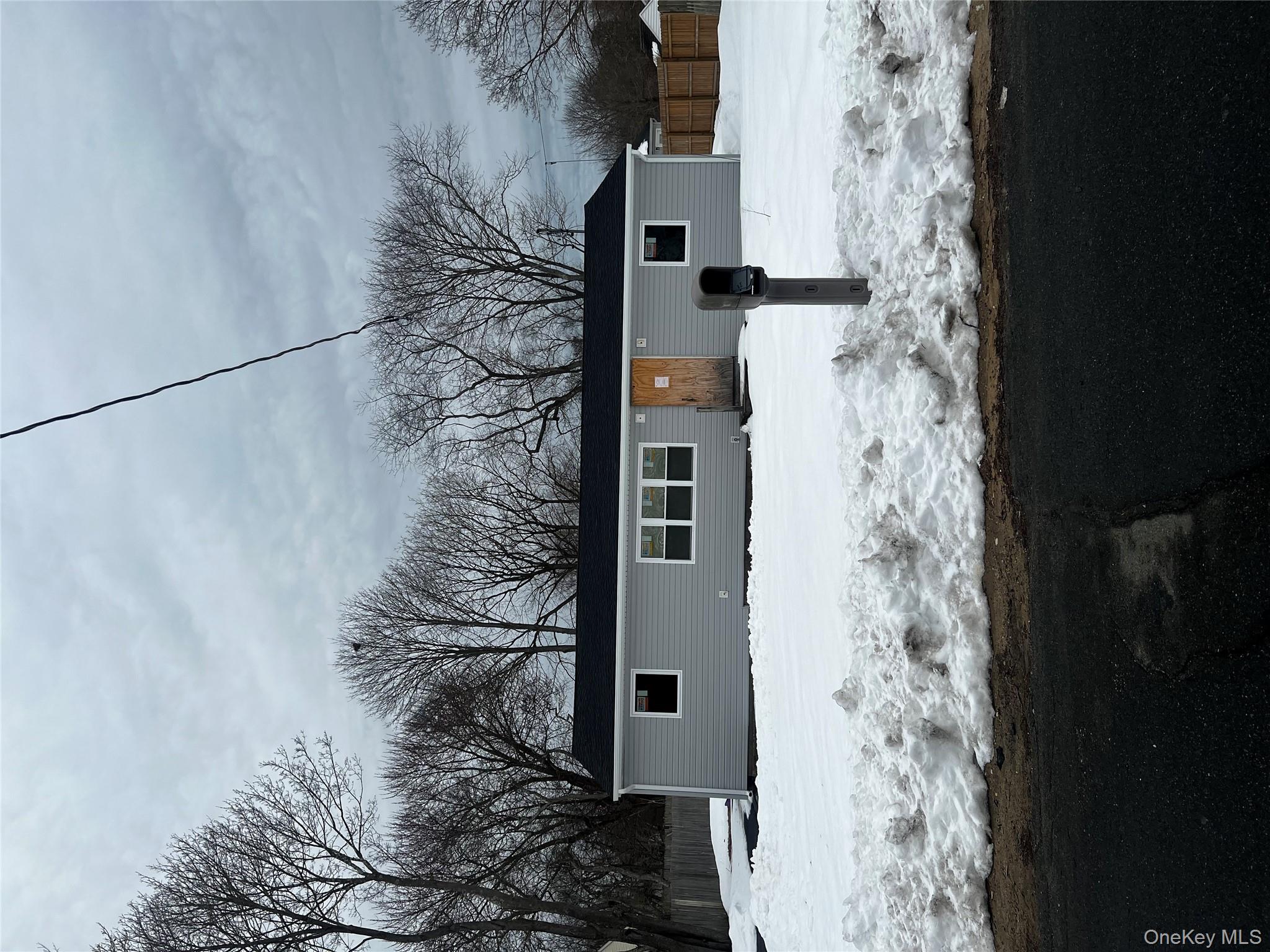 547 Taylor Avenue, East Patchogue, NY 11772