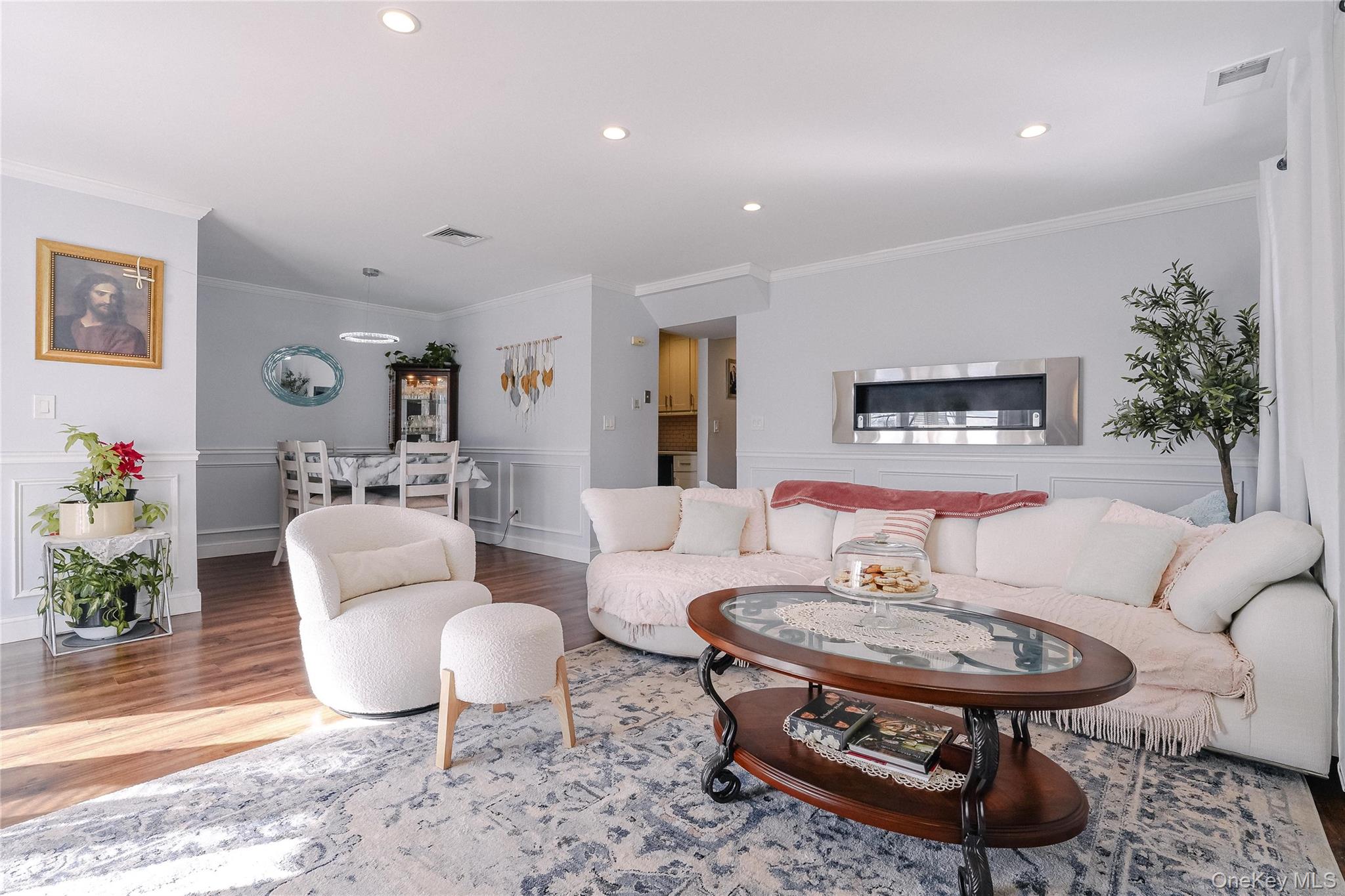 37 Harbor Lane, New Rochelle, NY 10805