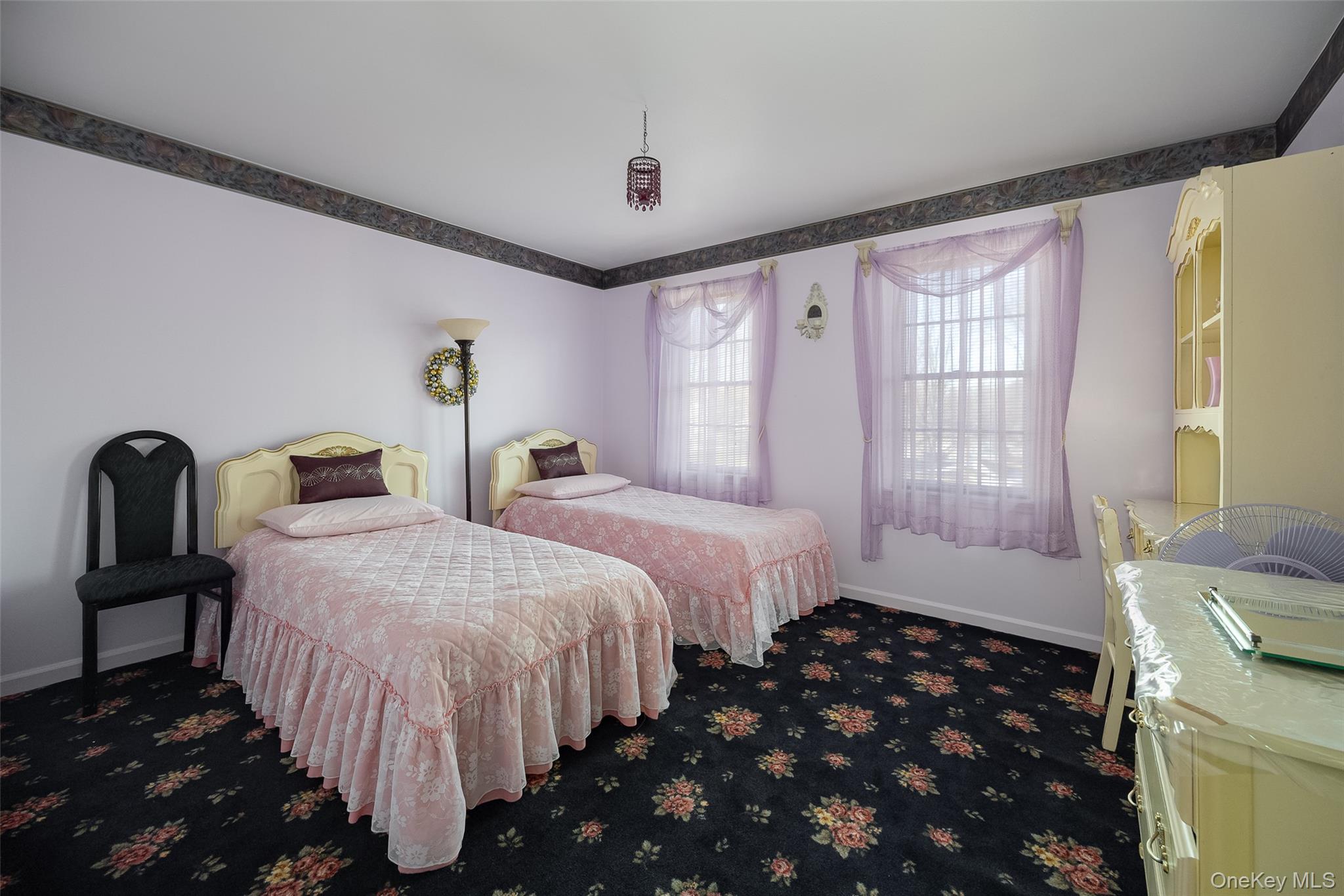 8 Toms Way, Poughkeepsie, NY 12603