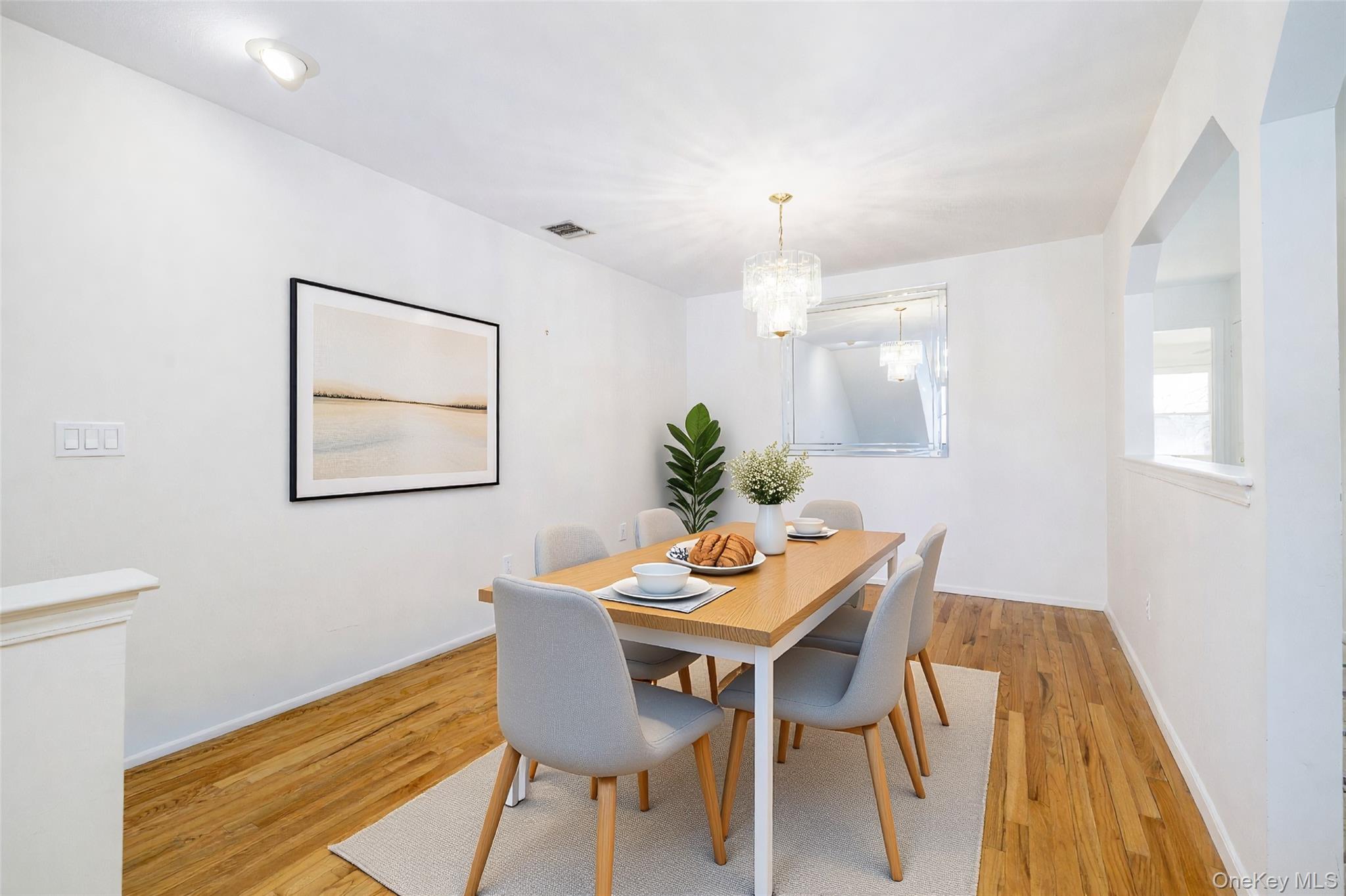 22 Ridgewood Drive, Wantagh, NY 11793