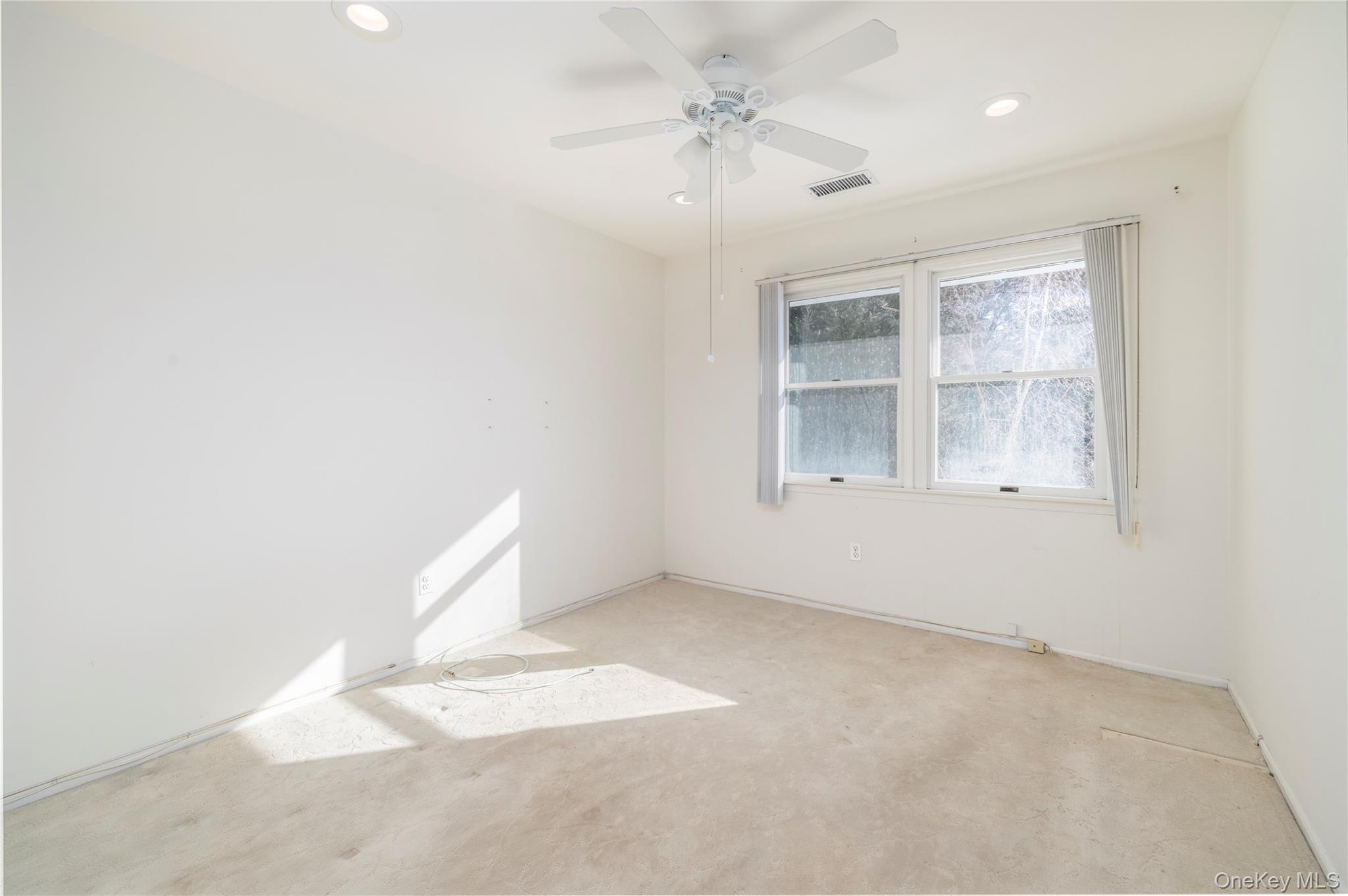 22 Ridgewood Drive, Wantagh, NY 11793