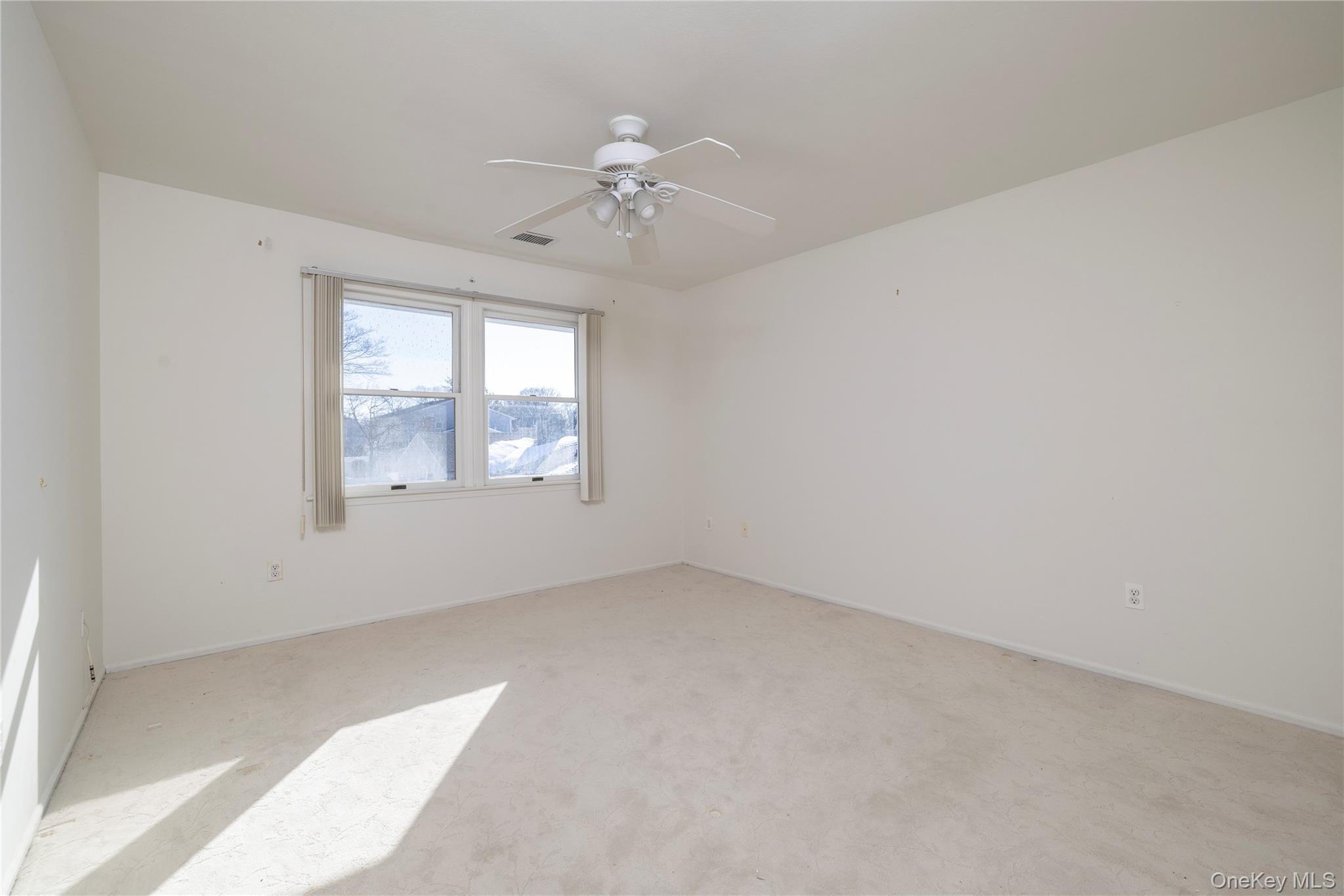 22 Ridgewood Drive, Wantagh, NY 11793