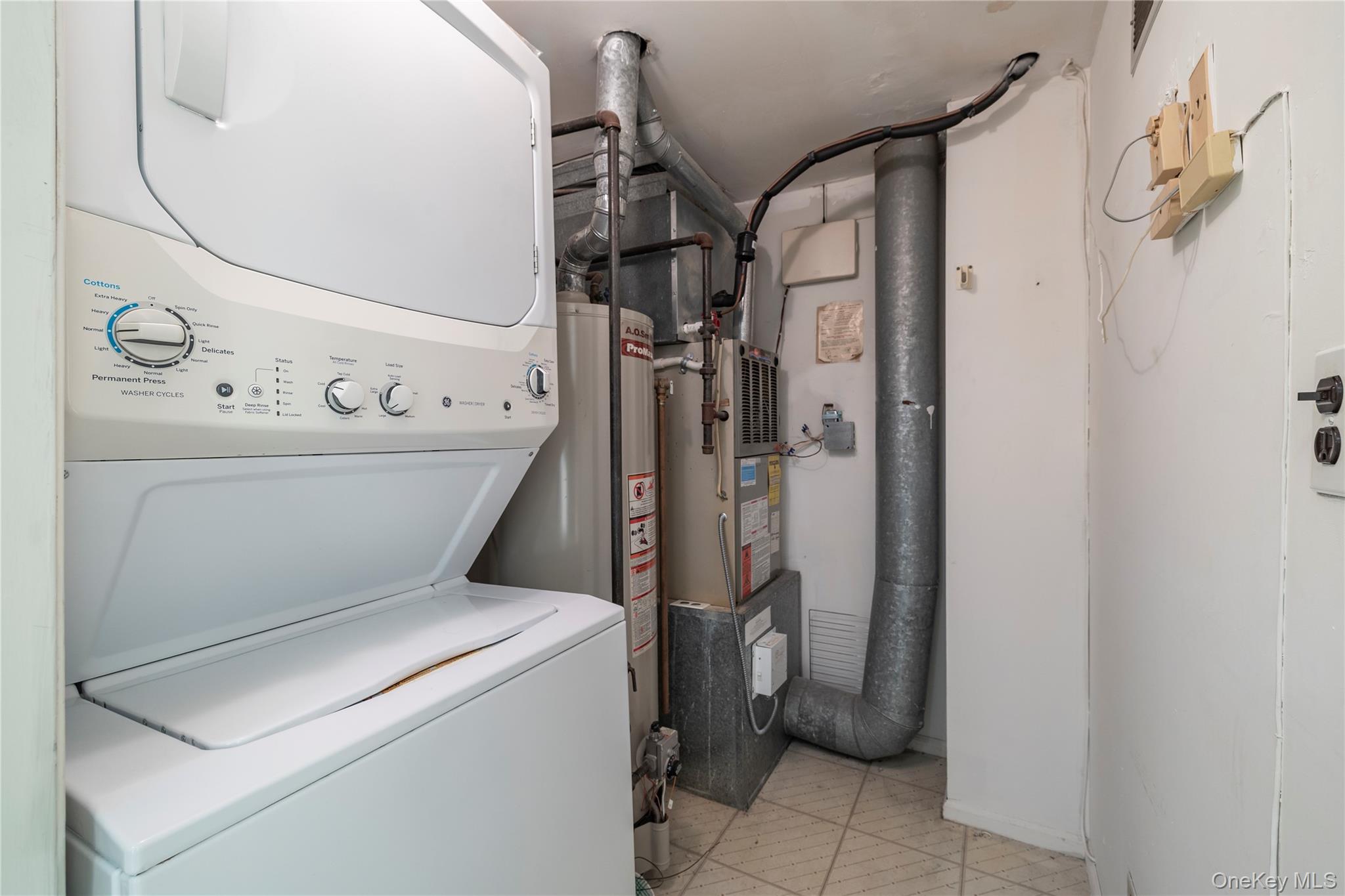 22 Ridgewood Drive, Wantagh, NY 11793