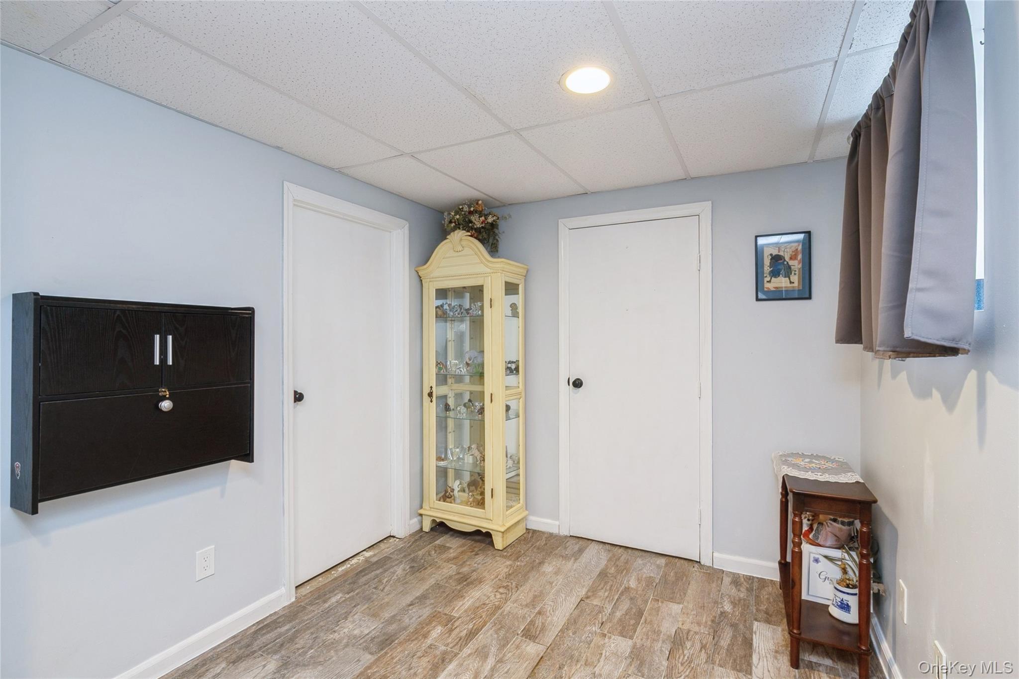 11 Olive Street, Lake Grove, NY 11755