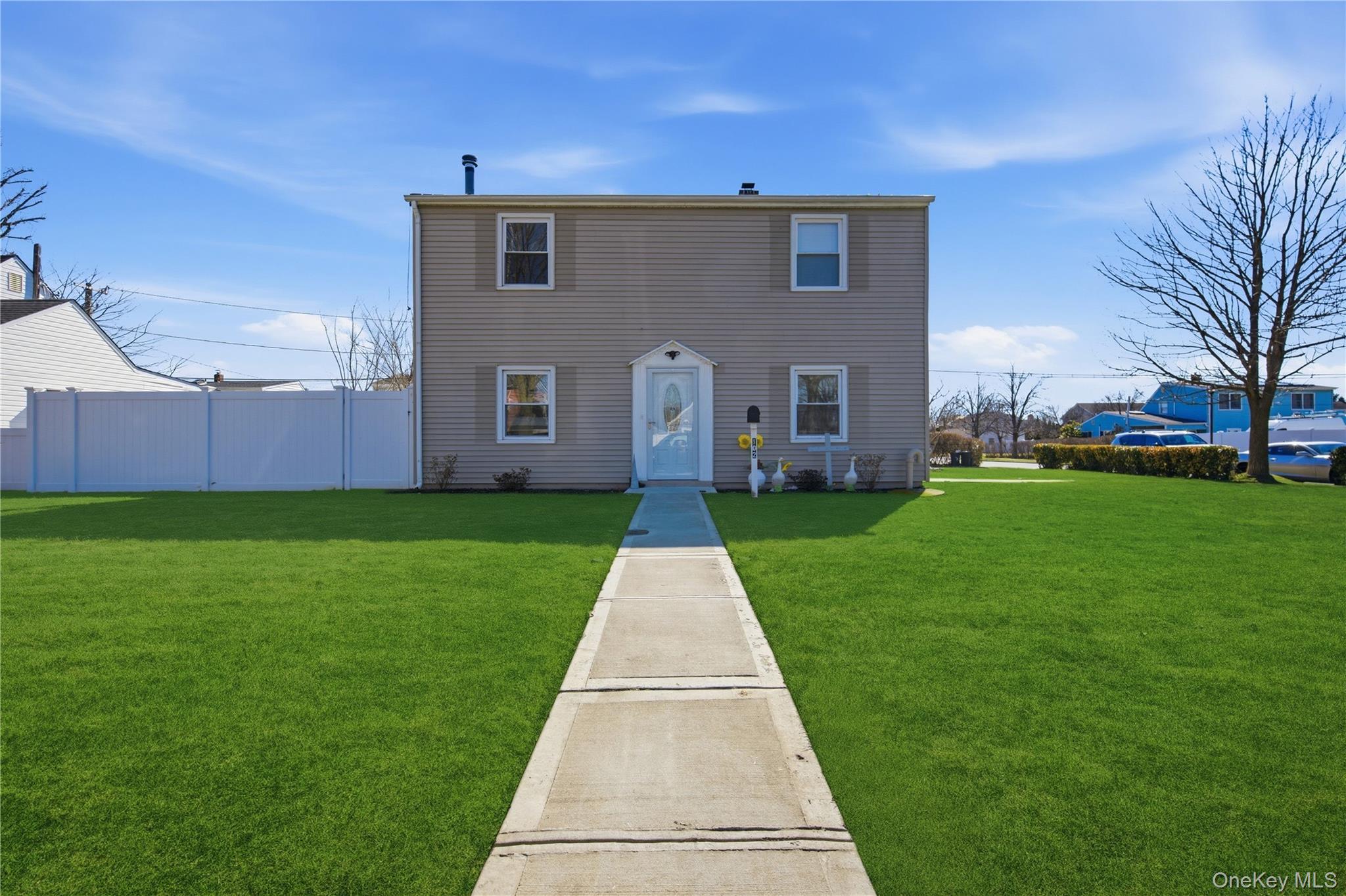 102 Old Farm Road, Levittown, NY 11756