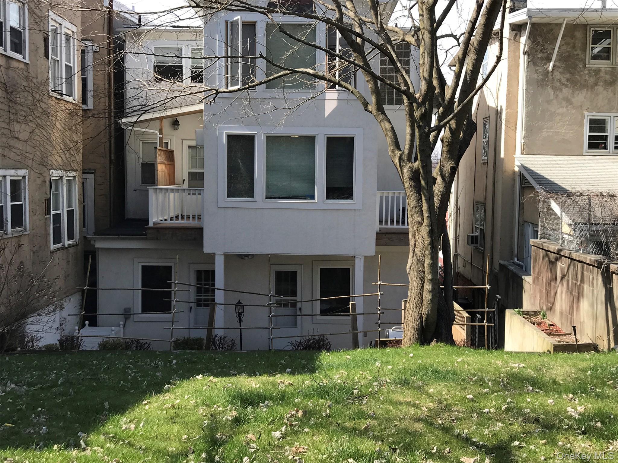 34 Main Street # apt 1, Dobbs Ferry, NY 10522