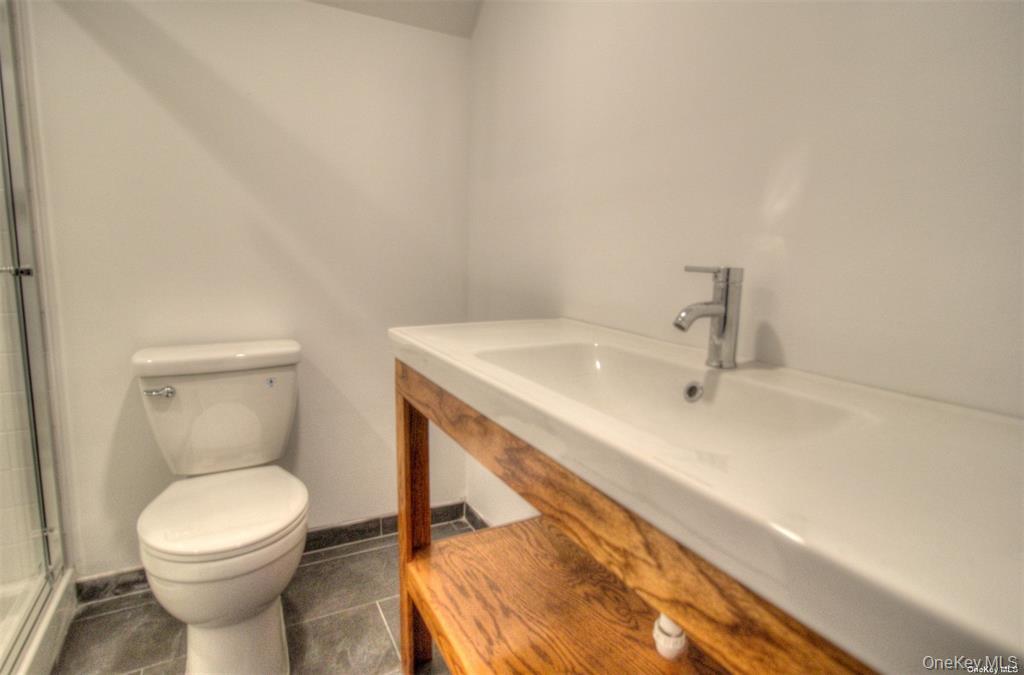 11 Pulaski Place # B, Port Washington, NY 11050