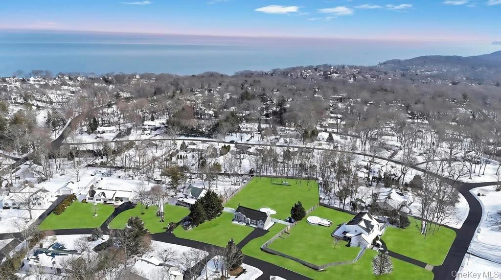 40 Great Rock Drive, Wading River, NY 11792