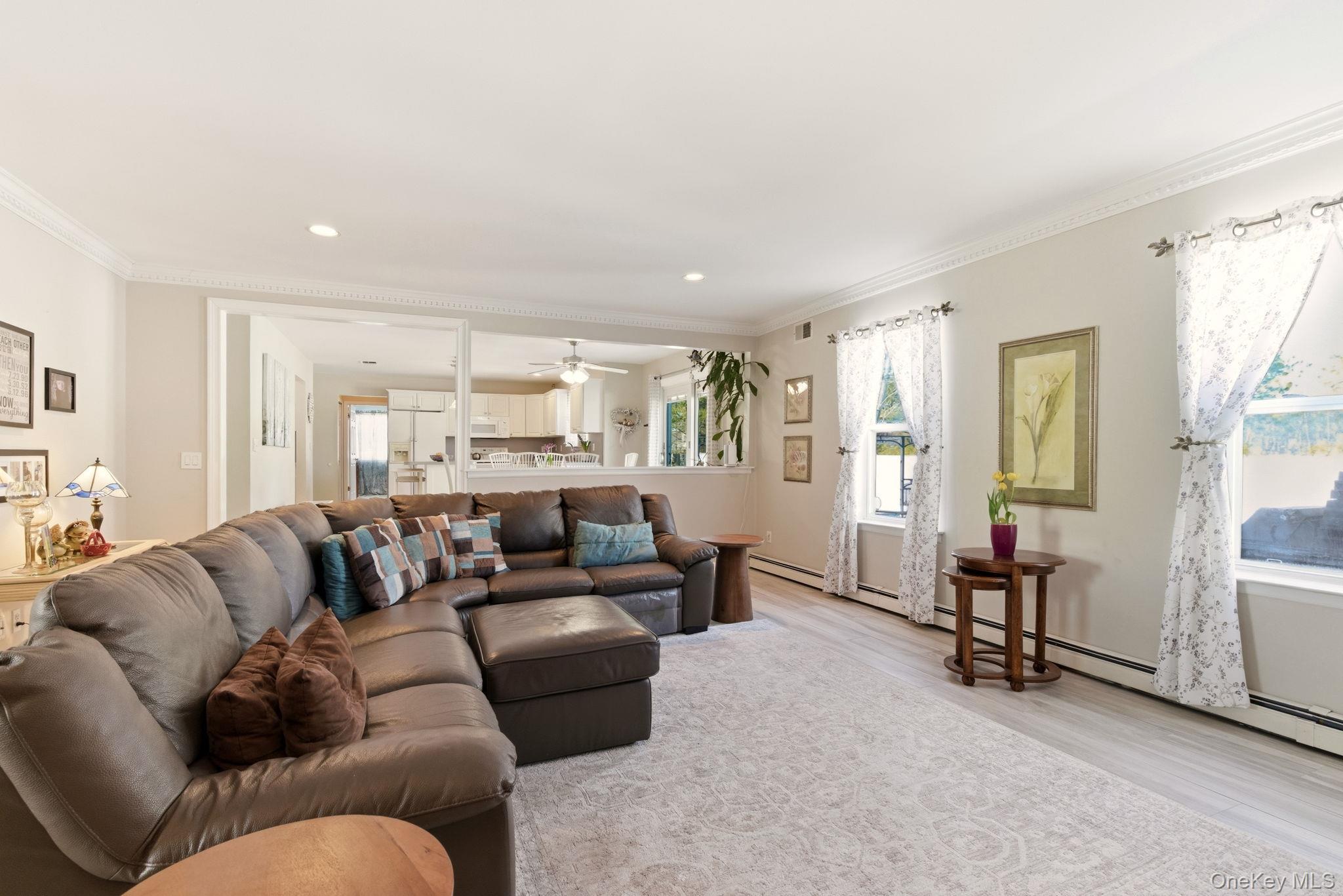 15 Alyssa Court, Holbrook, NY 11741