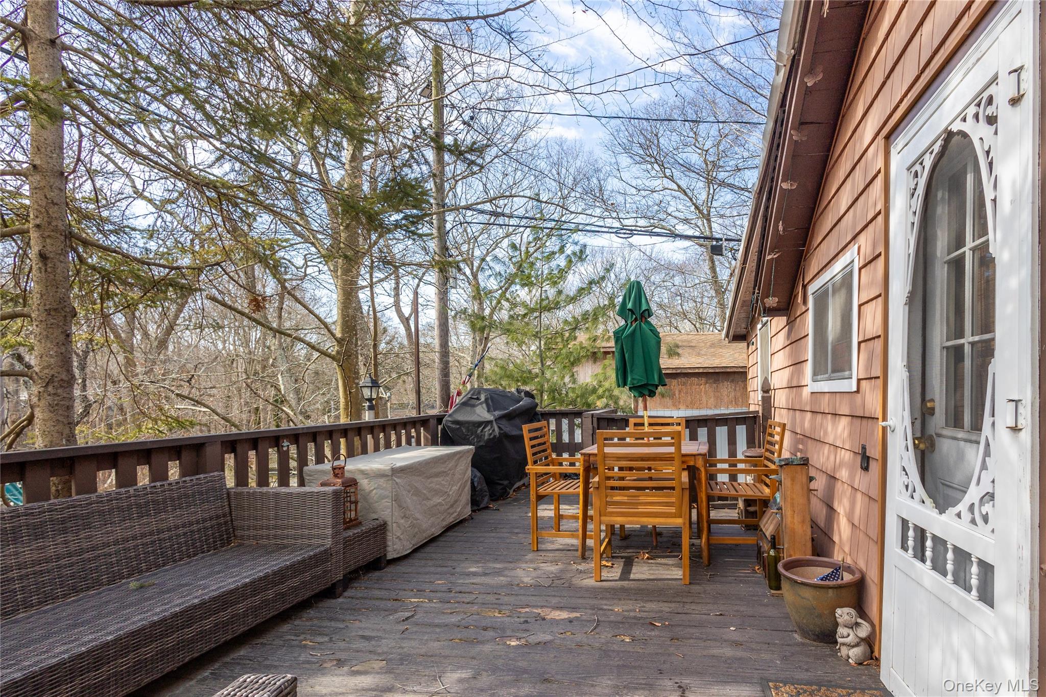 28 Anchor Path, Baiting Hollow, NY 11933