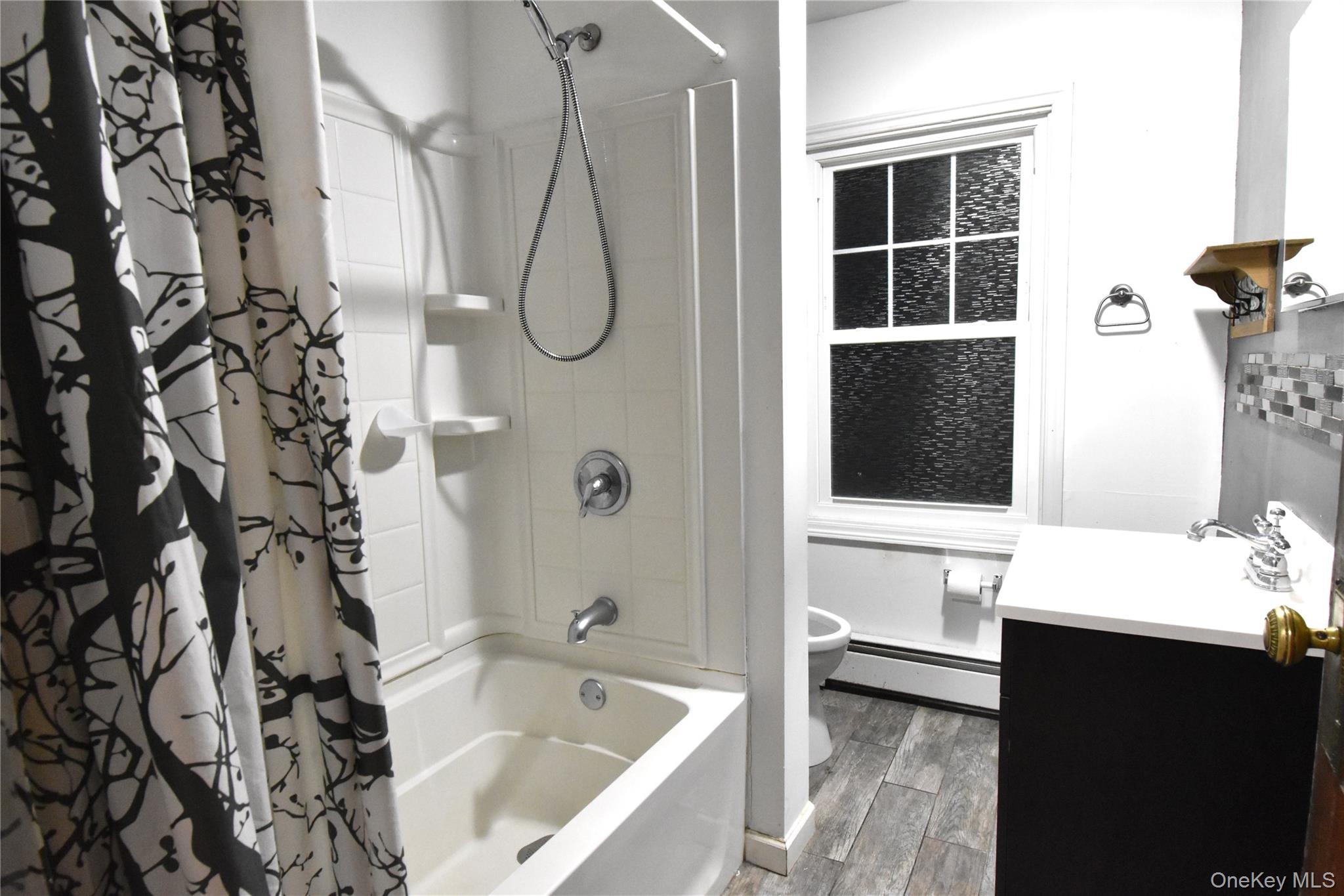 28 Roosevelt Avenue, Middletown, NY 10940