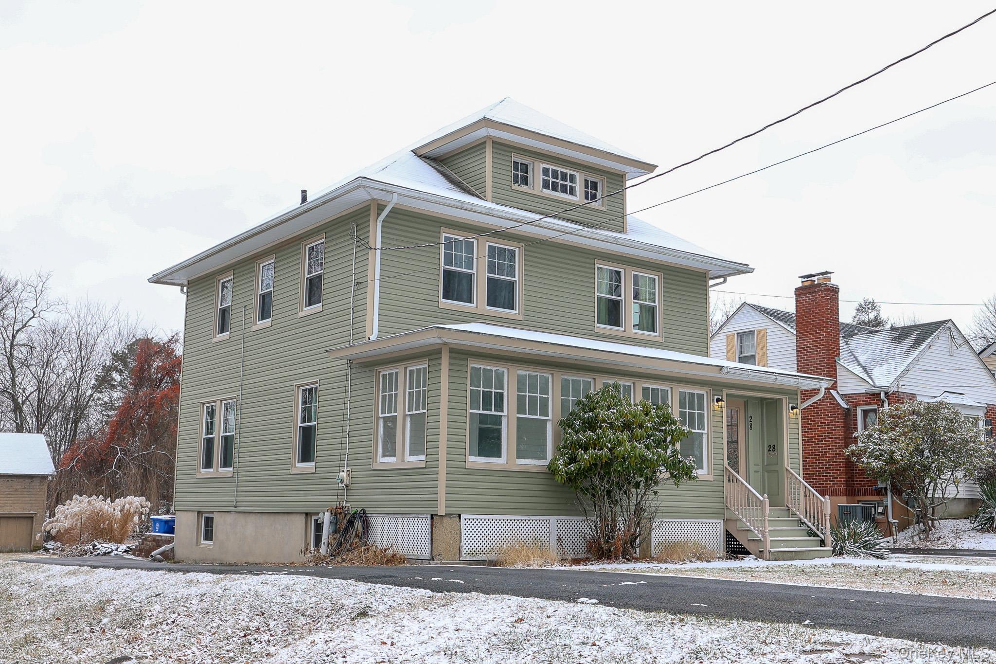 28 Roosevelt Avenue, Middletown, NY 10940