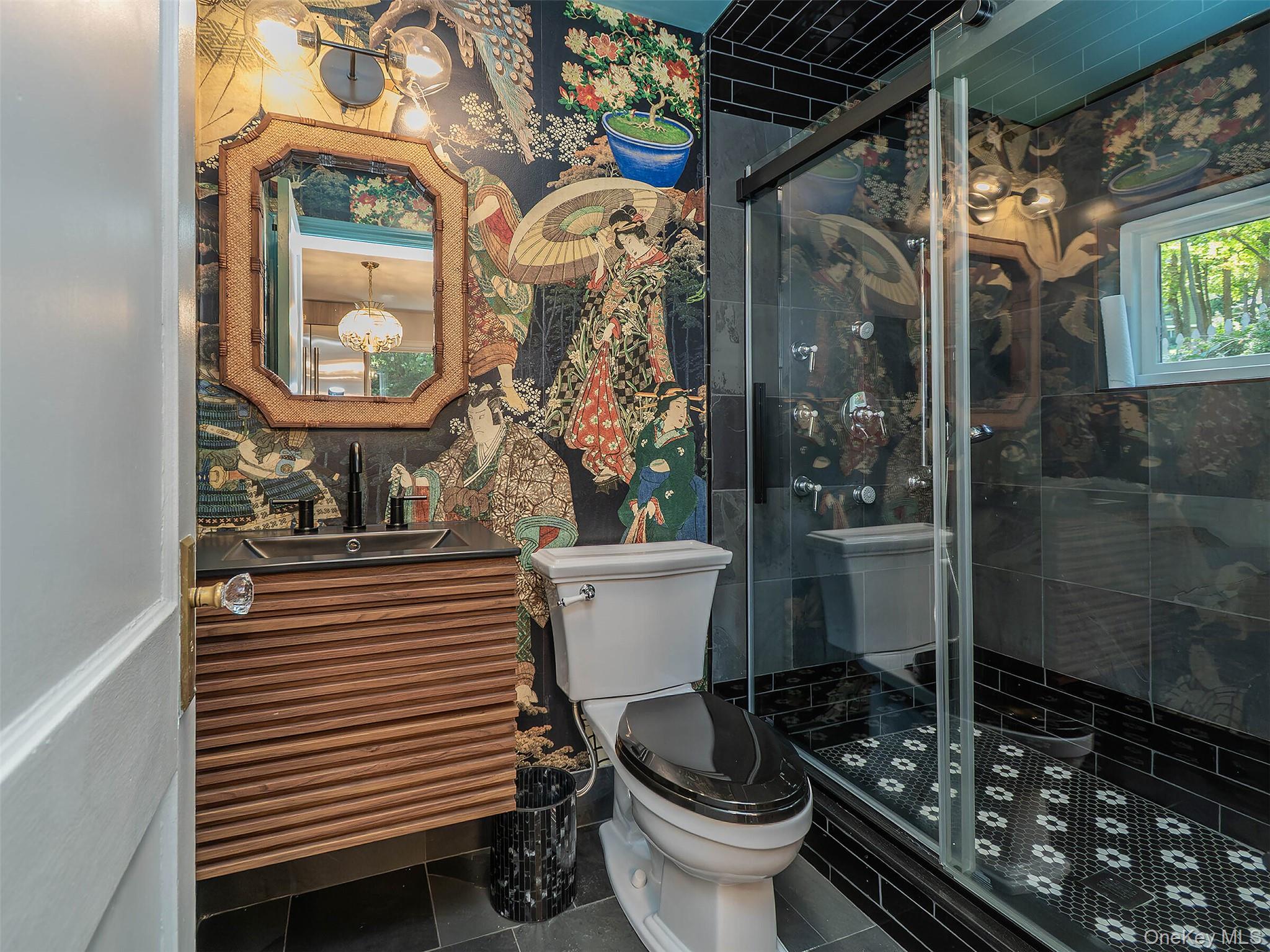 12 Winding Way, Sea Cliff, NY 11579