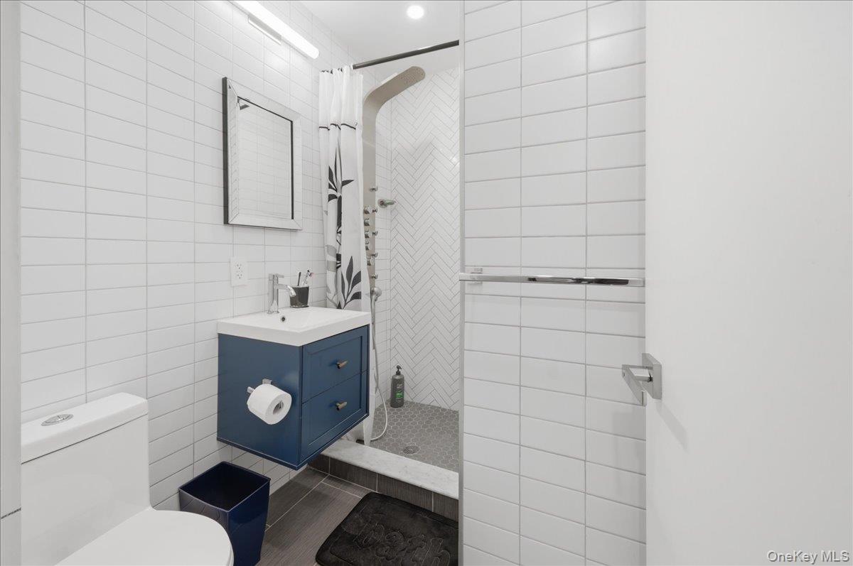 92 Elliott Avenue, Yonkers, NY 10705