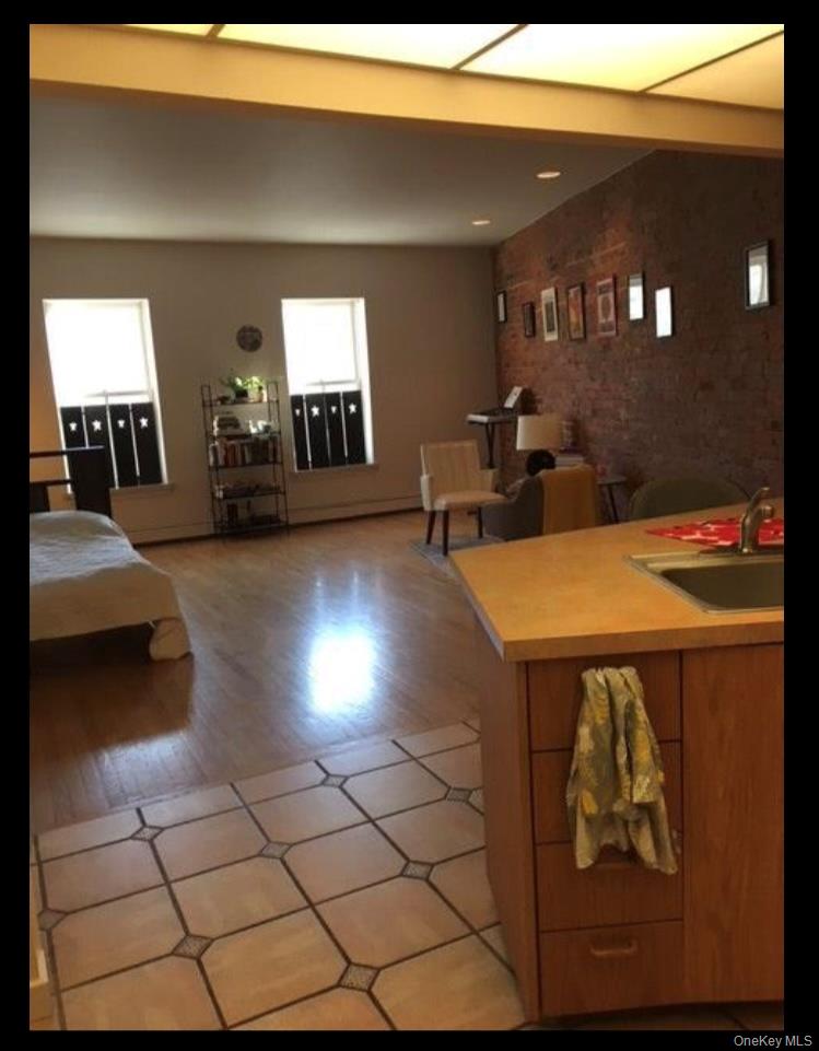 528 Main Street, Beacon, NY 12508